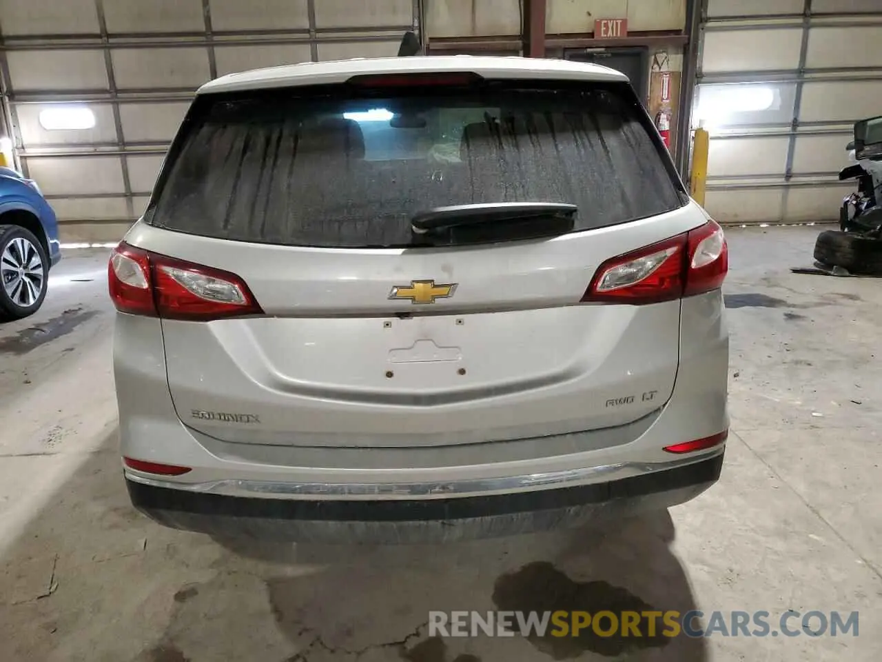 6 Photograph of a damaged car 3GNAXUEV5LS523935 CHEVROLET EQUINOX 2020