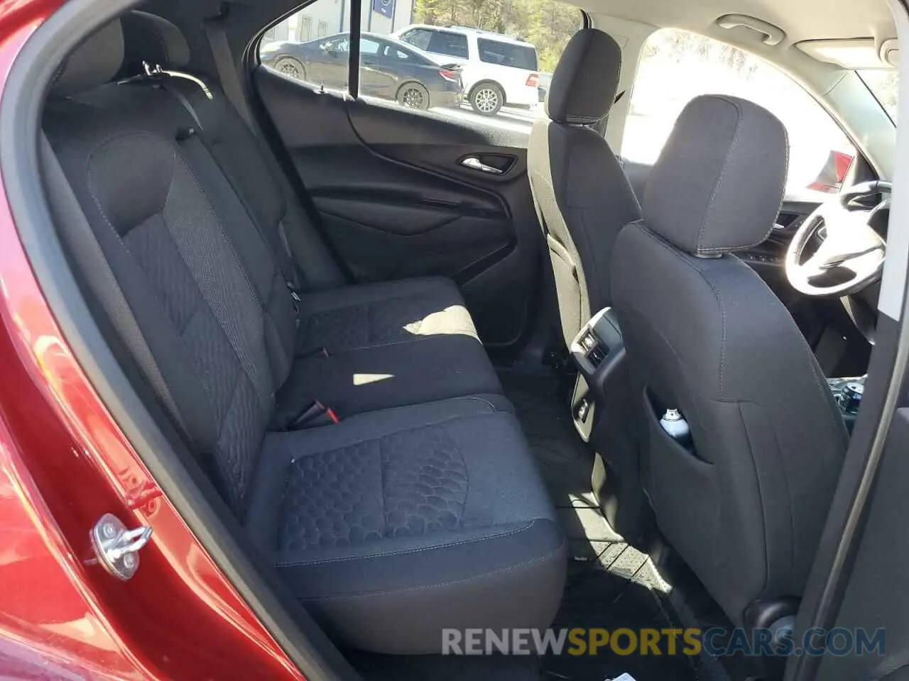 11 Photograph of a damaged car 3GNAXUEV5LS665296 CHEVROLET EQUINOX 2020