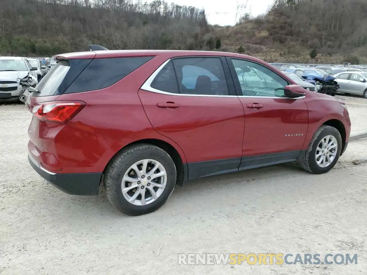 3 Photograph of a damaged car 3GNAXUEV5LS665296 CHEVROLET EQUINOX 2020