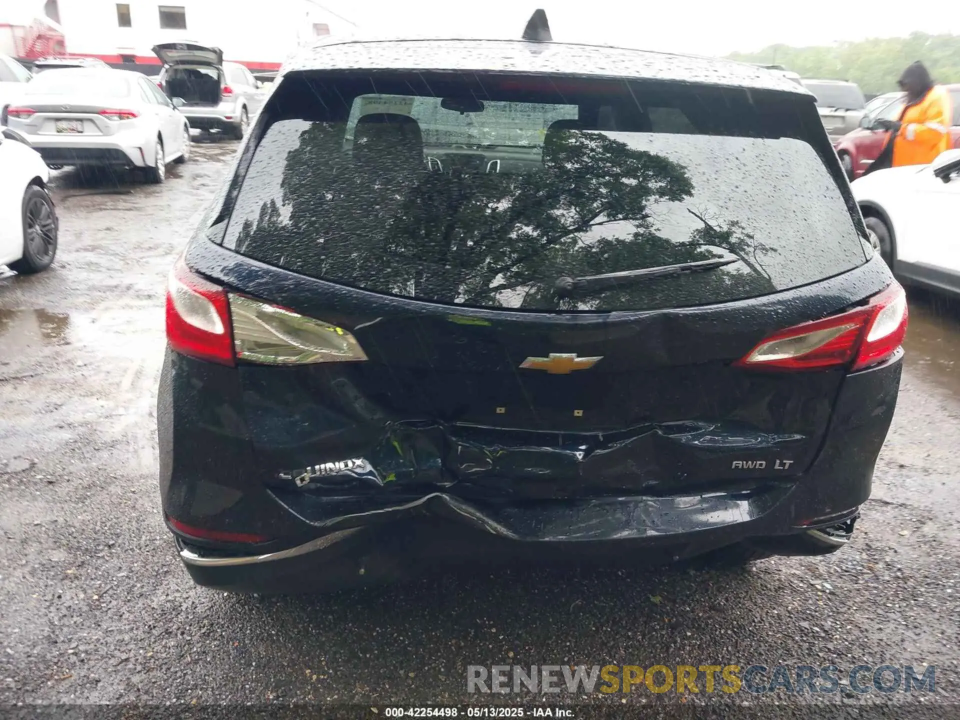 16 Photograph of a damaged car 3GNAXUEV5LS680204 CHEVROLET EQUINOX 2020