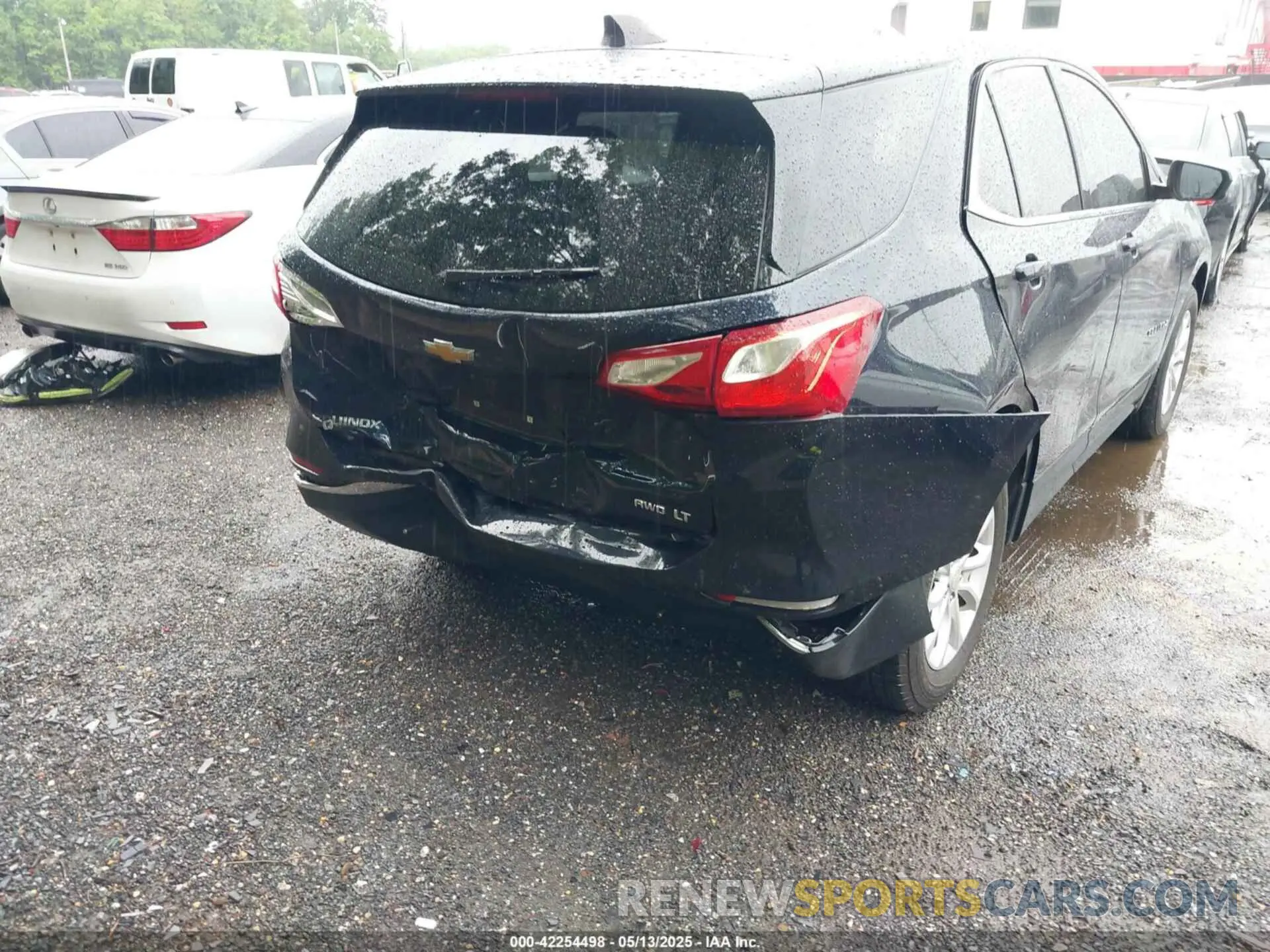 6 Photograph of a damaged car 3GNAXUEV5LS680204 CHEVROLET EQUINOX 2020