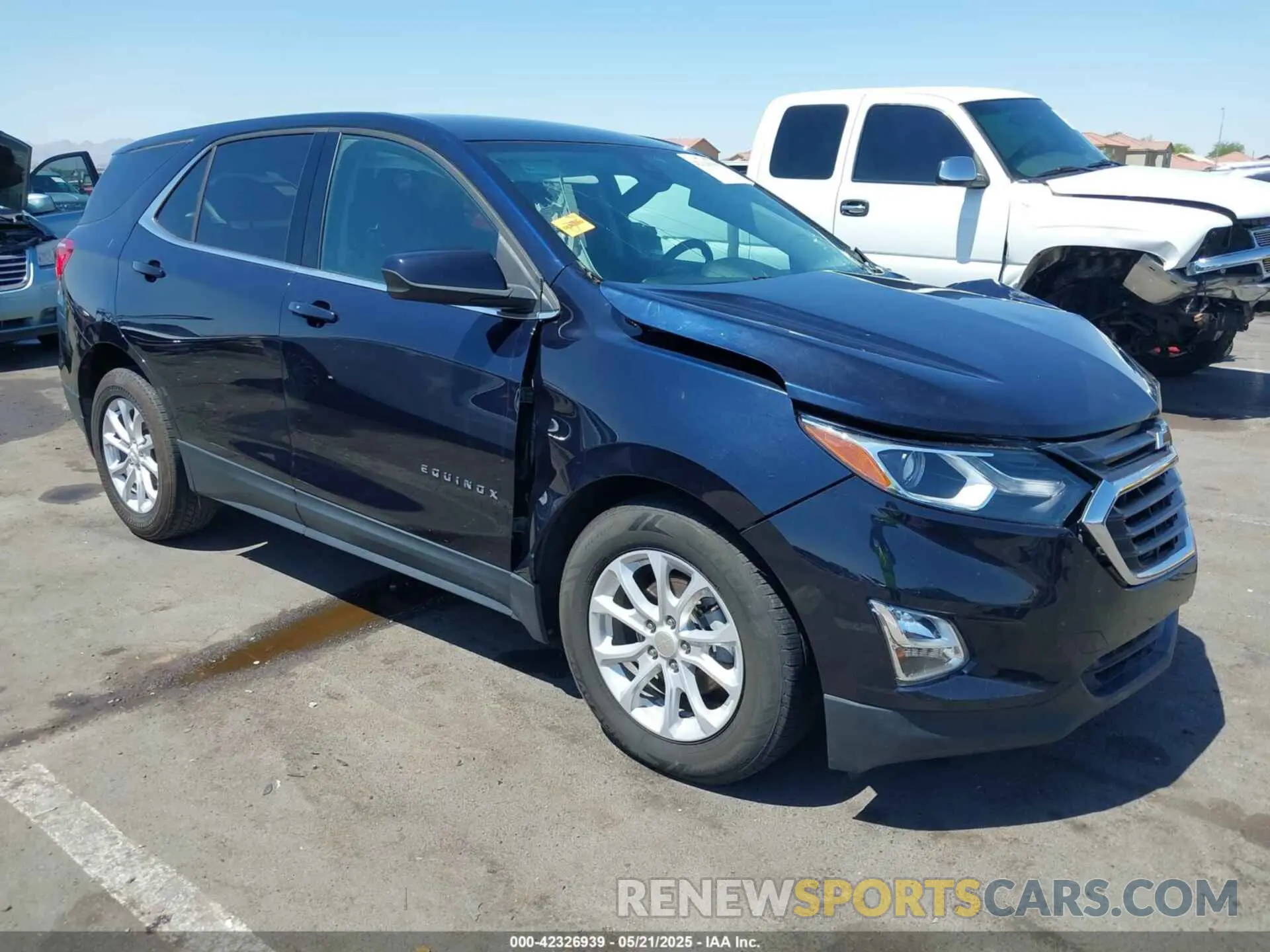 1 Фотография поврежденного автомобиля 3GNAXUEV5LS732284 CHEVROLET EQUINOX 2020
