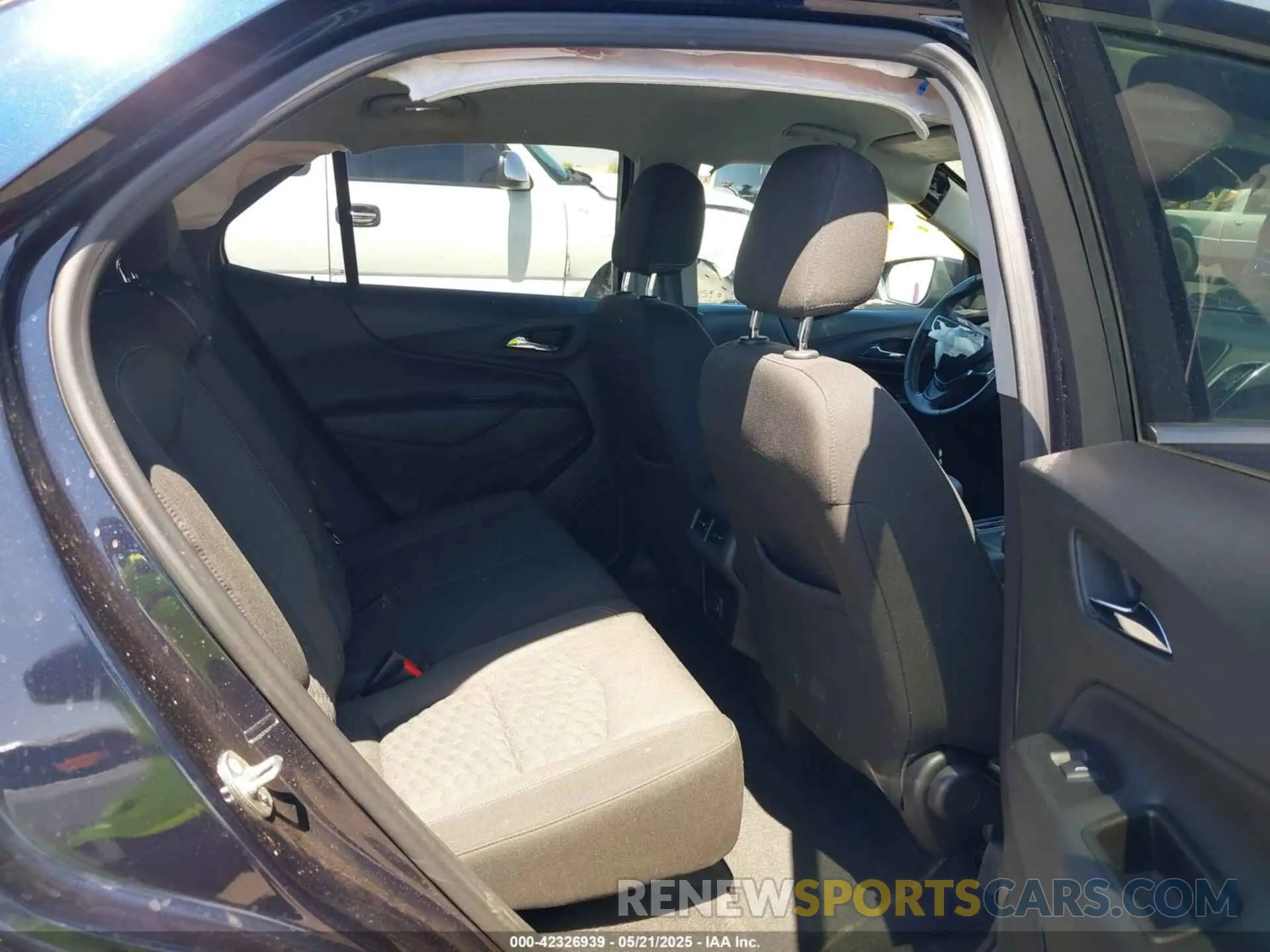8 Фотография поврежденного автомобиля 3GNAXUEV5LS732284 CHEVROLET EQUINOX 2020