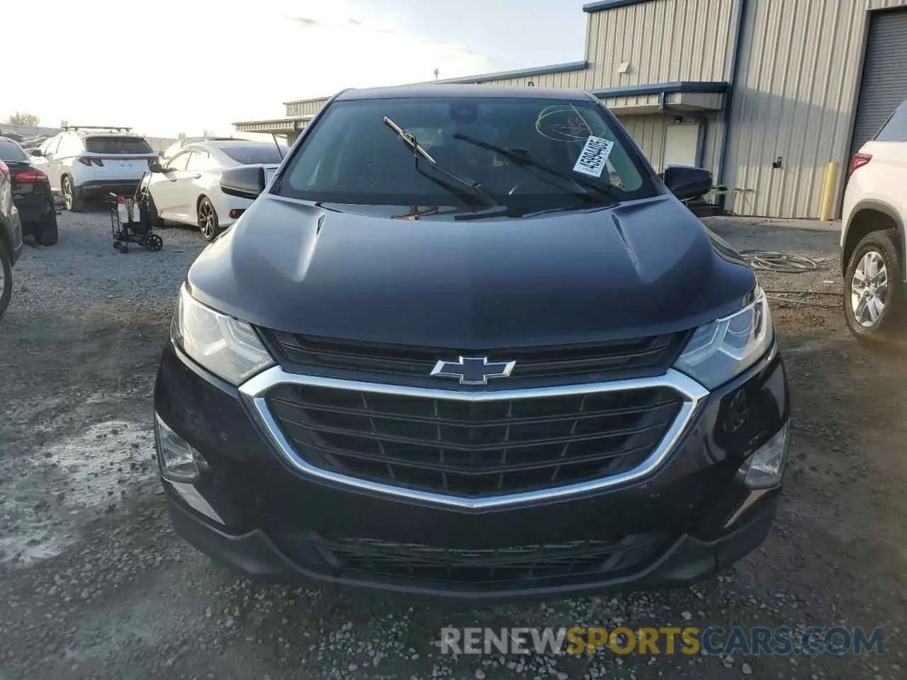 5 Photograph of a damaged car 3GNAXUEV6LS513561 CHEVROLET EQUINOX 2020
