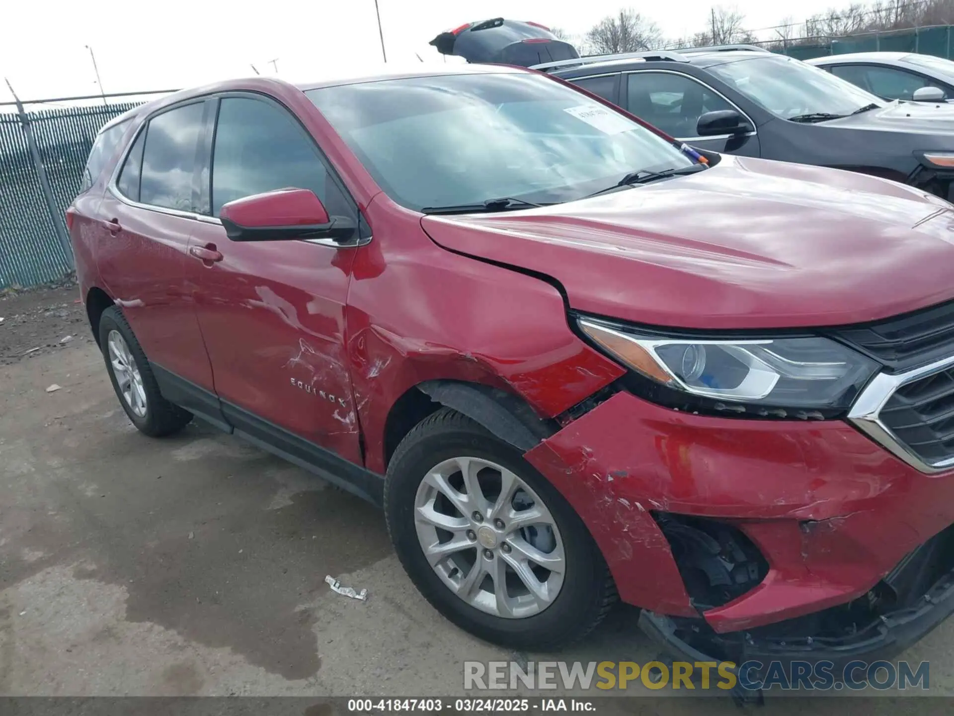 13 Фотография поврежденного автомобиля 3GNAXUEV6LS586350 CHEVROLET EQUINOX 2020