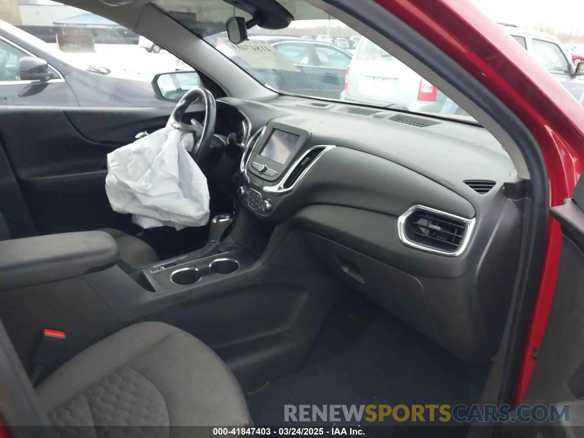5 Фотография поврежденного автомобиля 3GNAXUEV6LS586350 CHEVROLET EQUINOX 2020