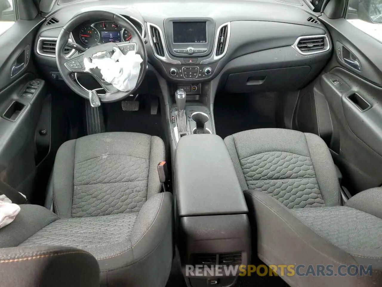 8 Photograph of a damaged car 3GNAXUEV6LS621596 CHEVROLET EQUINOX 2020