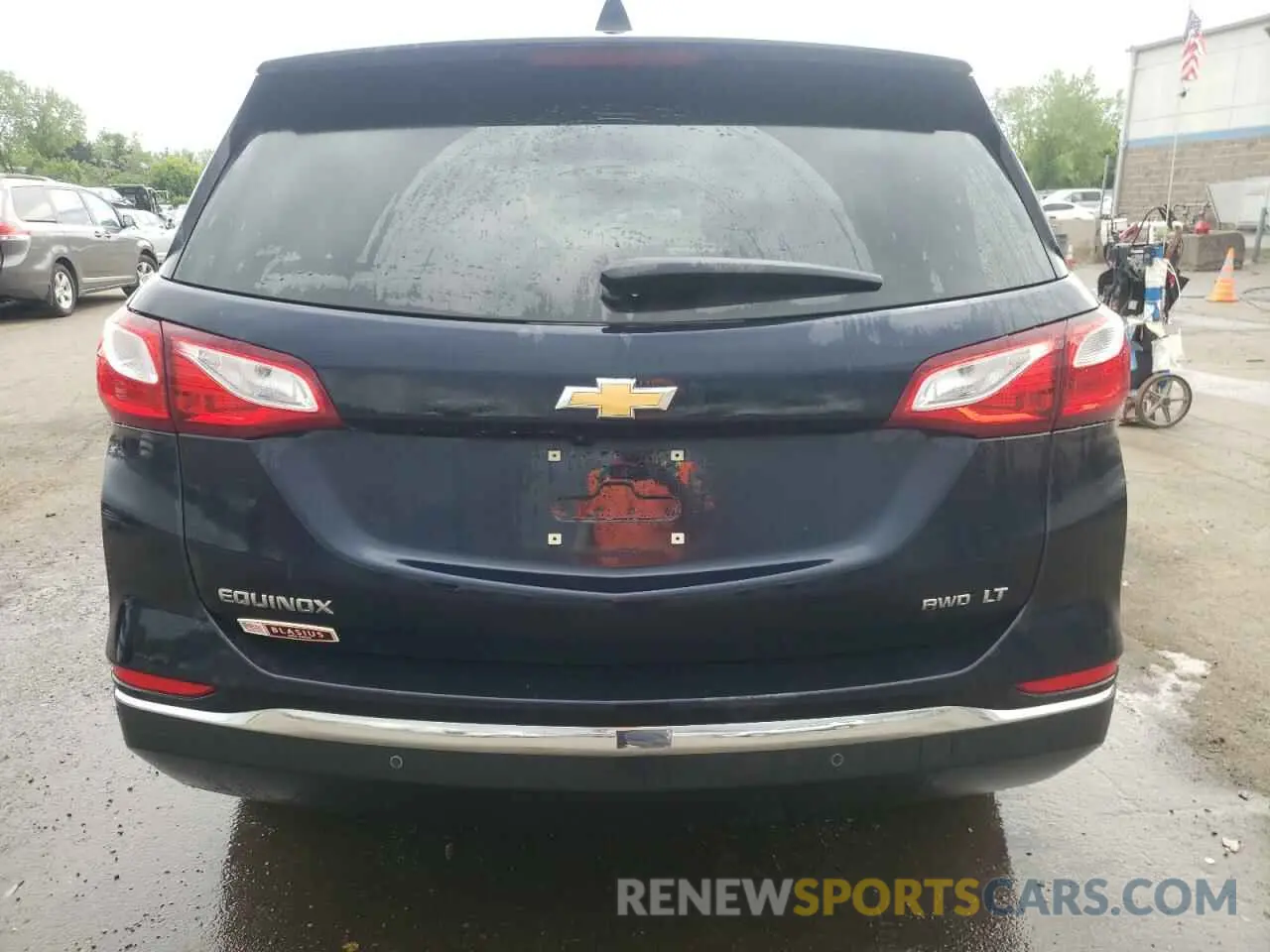 6 Фотография поврежденного автомобиля 3GNAXUEV7LS696355 CHEVROLET EQUINOX 2020