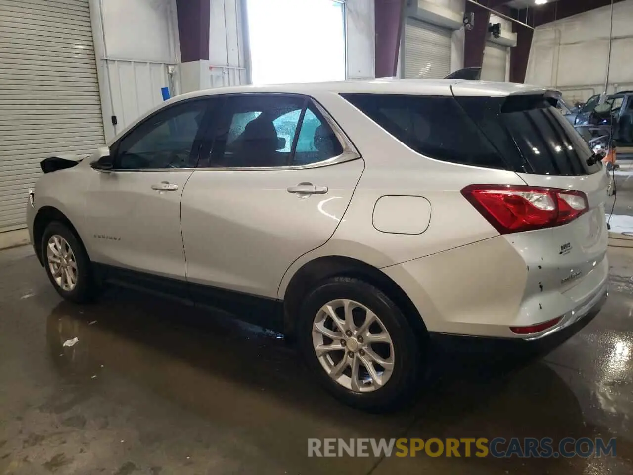 2 Photograph of a damaged car 3GNAXUEV8LS537344 CHEVROLET EQUINOX 2020