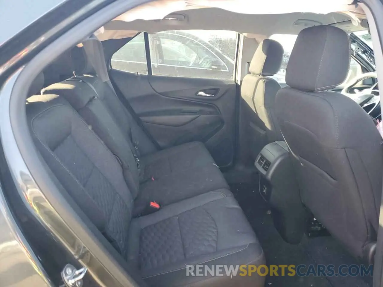 11 Photograph of a damaged car 3GNAXUEV9LS548515 CHEVROLET EQUINOX 2020