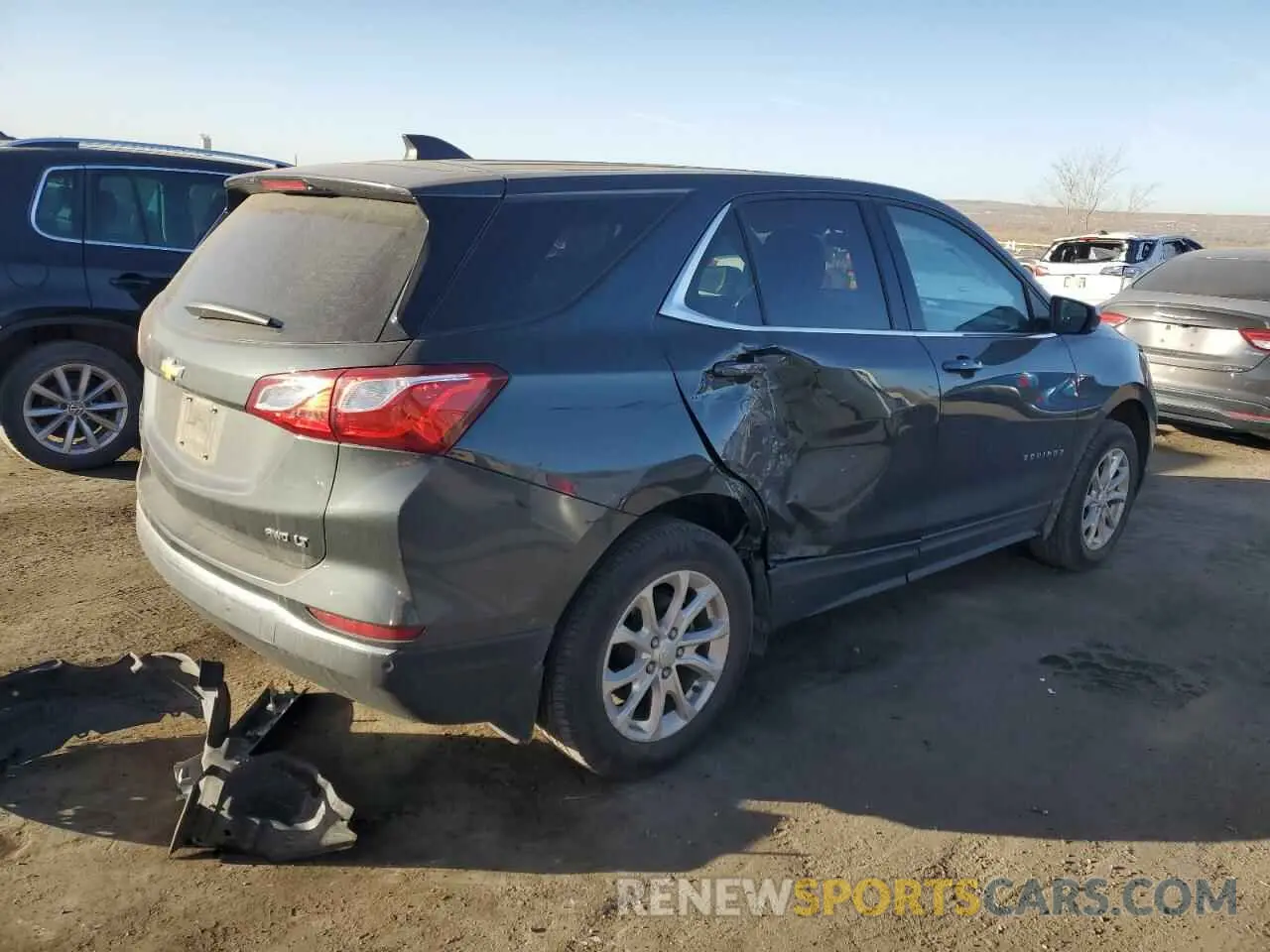 3 Photograph of a damaged car 3GNAXUEV9LS548515 CHEVROLET EQUINOX 2020