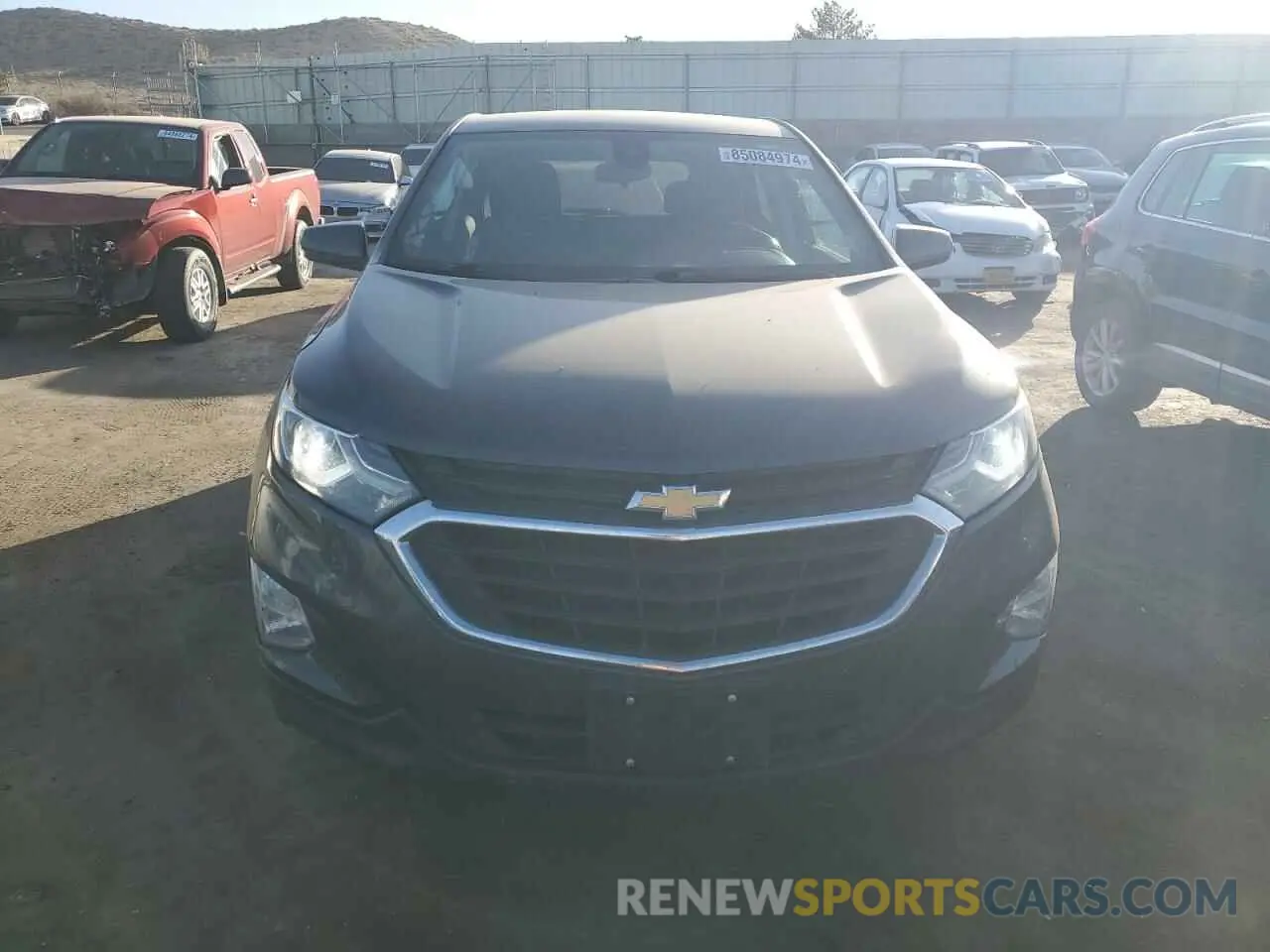 5 Photograph of a damaged car 3GNAXUEV9LS548515 CHEVROLET EQUINOX 2020