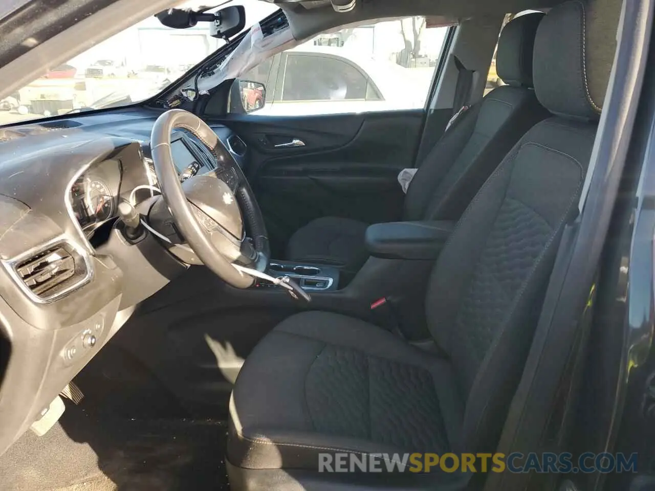 7 Photograph of a damaged car 3GNAXUEV9LS548515 CHEVROLET EQUINOX 2020