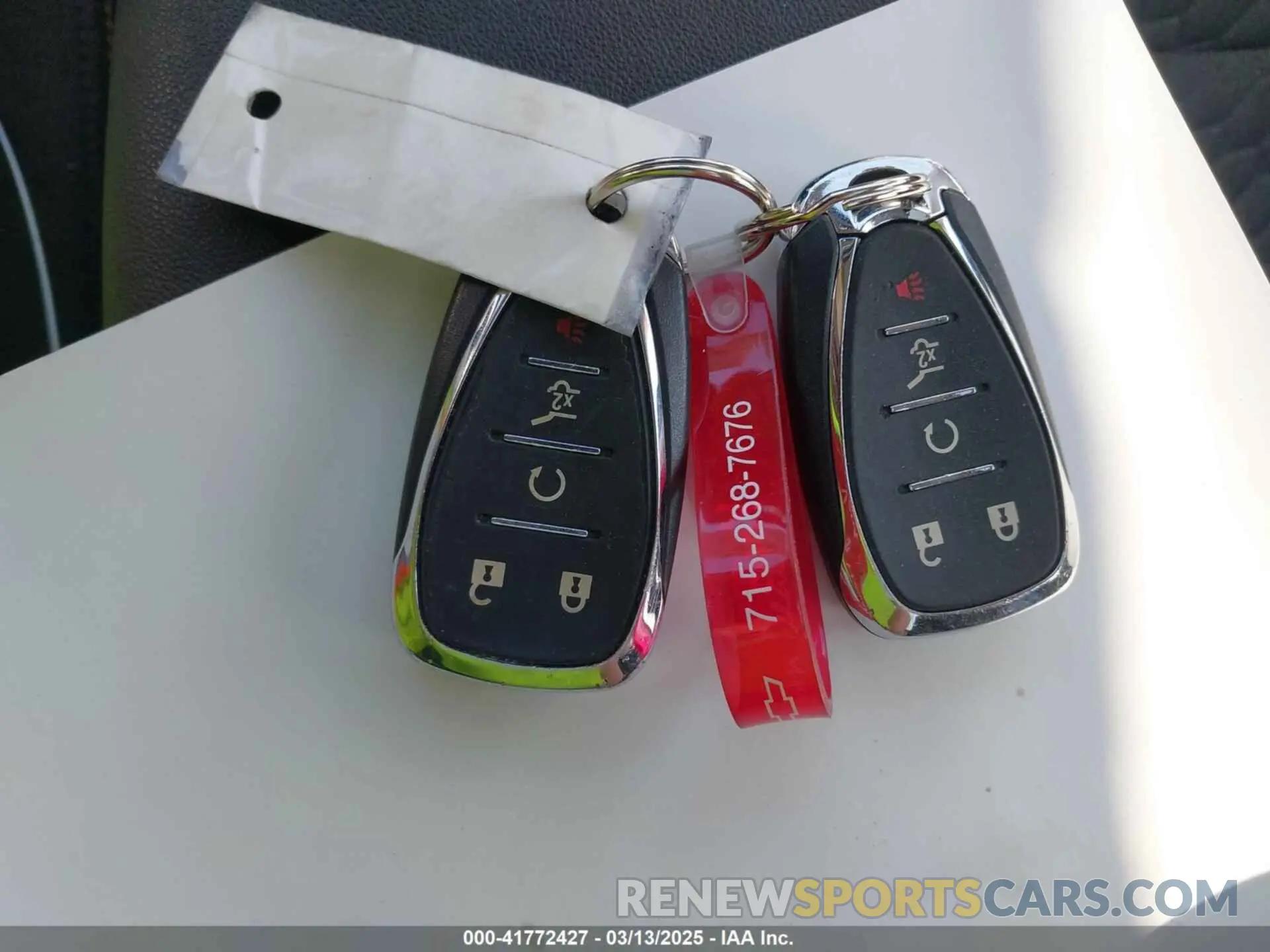 11 Photograph of a damaged car 3GNAXUEVXLL281010 CHEVROLET EQUINOX 2020