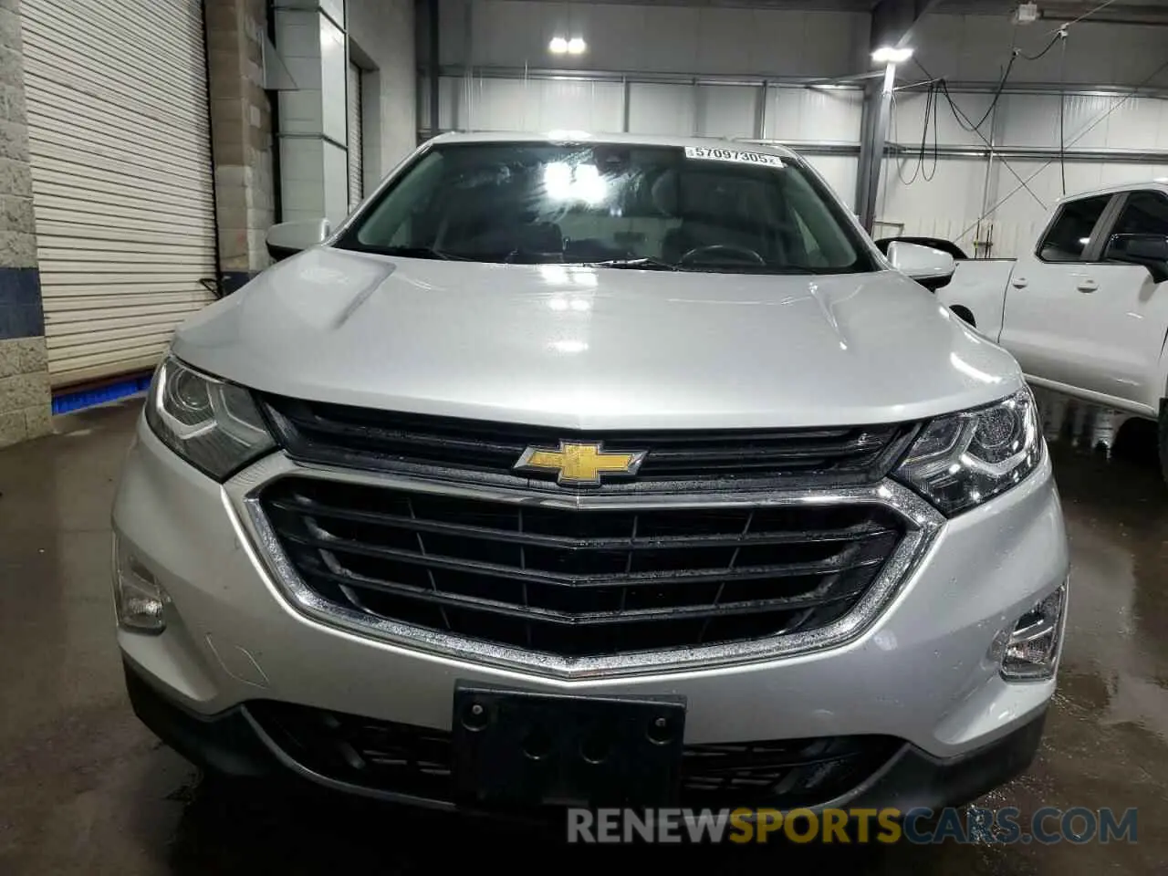 5 Photograph of a damaged car 3GNAXUEVXLS619740 CHEVROLET EQUINOX 2020