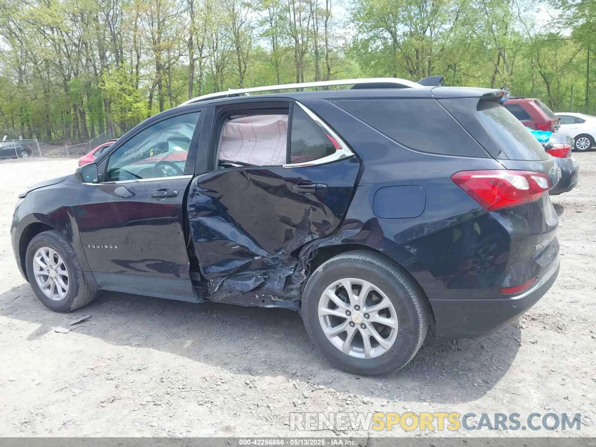 14 Photograph of a damaged car 3GNAXUEVXLS655671 CHEVROLET EQUINOX 2020