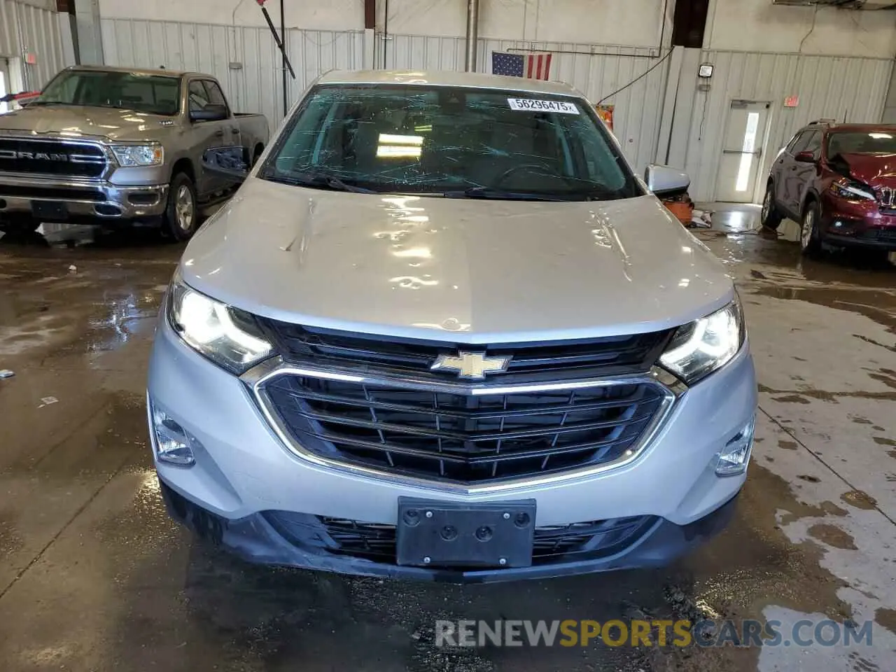 5 Photograph of a damaged car 3GNAXUEVXLS657372 CHEVROLET EQUINOX 2020