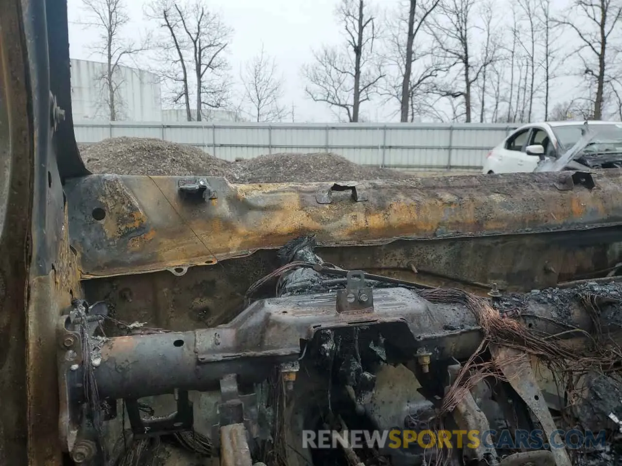 9 Photograph of a damaged car 3GNAXUEVXLS725444 CHEVROLET EQUINOX 2020