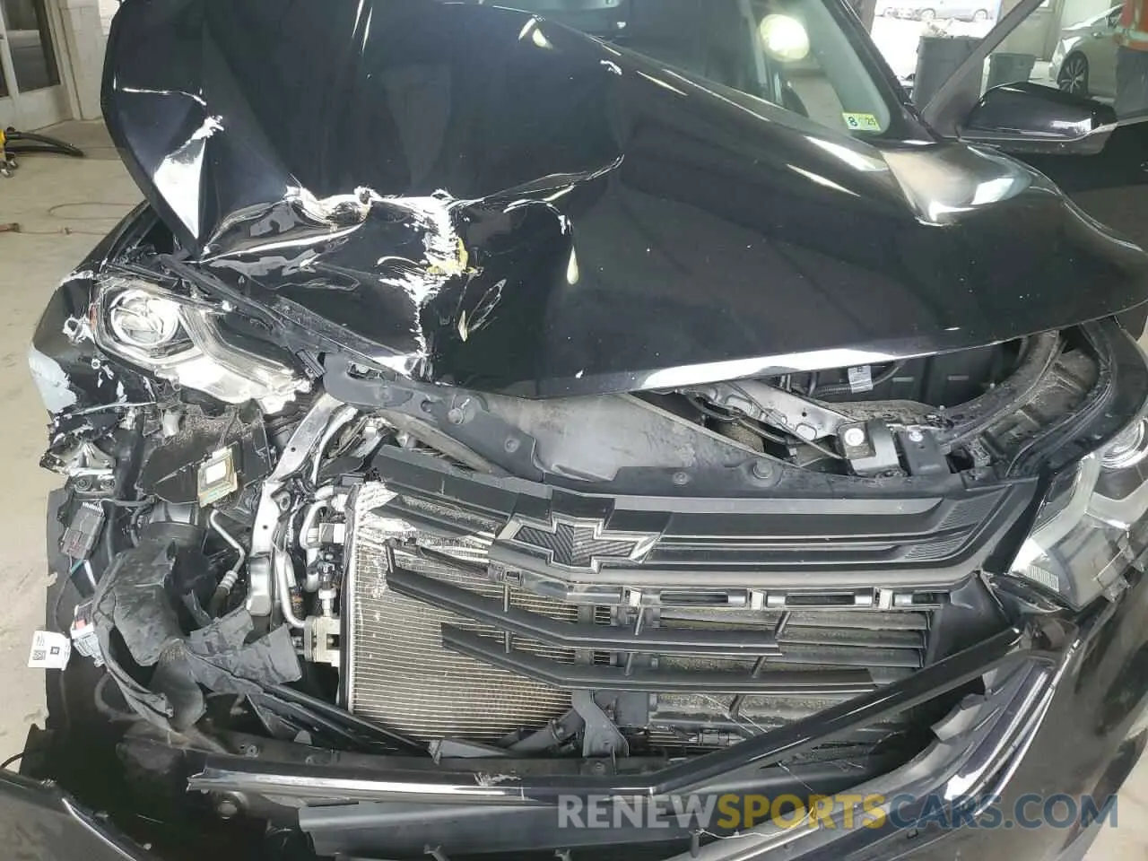 12 Фотография поврежденного автомобиля 3GNAXVEX0LL176404 CHEVROLET EQUINOX 2020