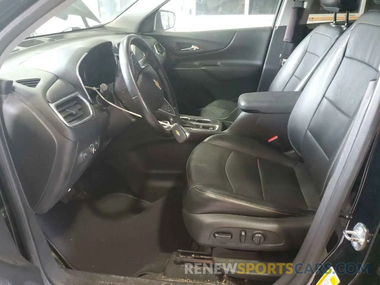 7 Фотография поврежденного автомобиля 3GNAXVEX0LL176404 CHEVROLET EQUINOX 2020