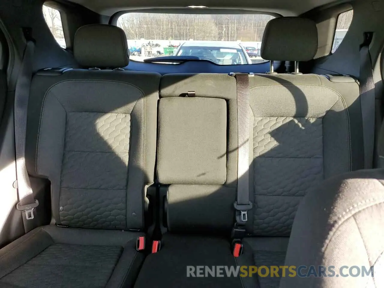 10 Photograph of a damaged car 3GNAXVEX4LL263416 CHEVROLET EQUINOX 2020