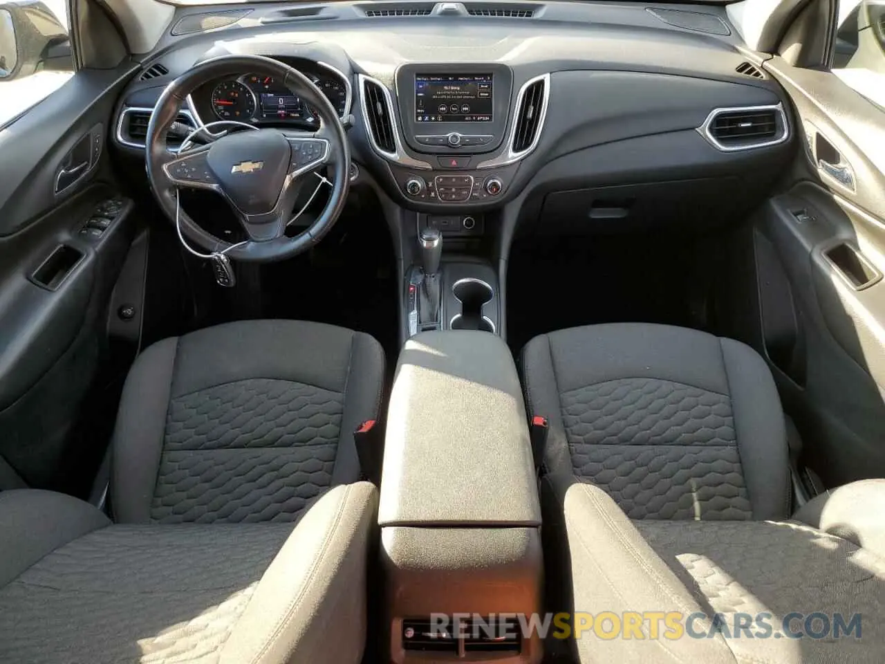 8 Photograph of a damaged car 3GNAXVEX4LL263416 CHEVROLET EQUINOX 2020