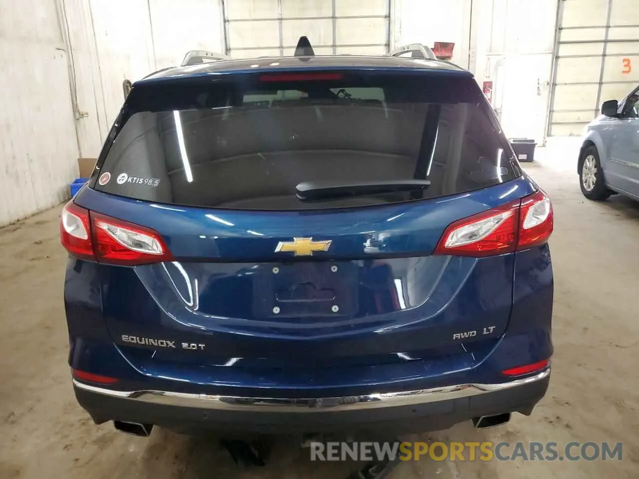6 Photograph of a damaged car 3GNAXVEX5LL196583 CHEVROLET EQUINOX 2020