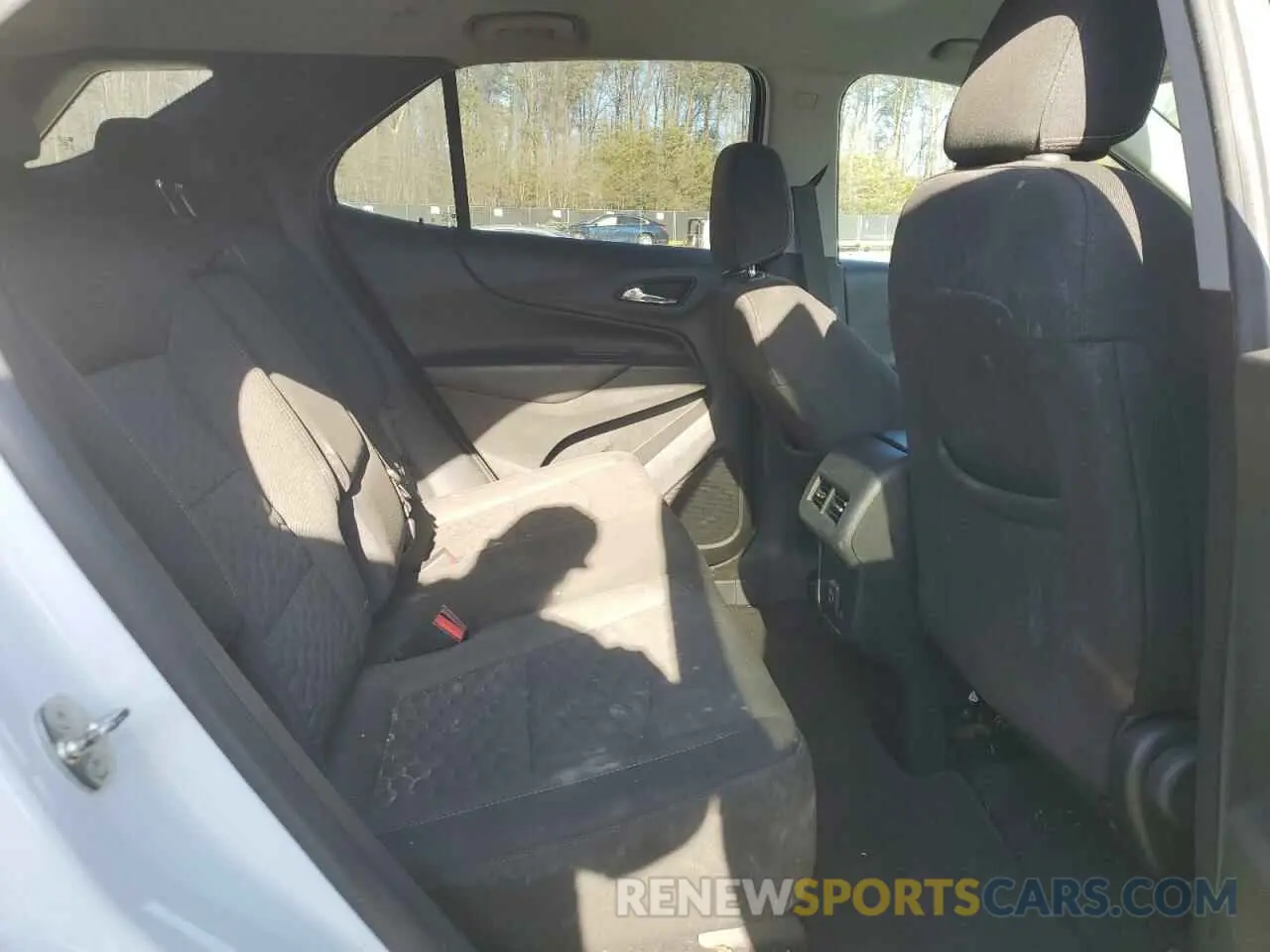 11 Фотография поврежденного автомобиля 3GNAXVEX5LS513753 CHEVROLET EQUINOX 2020