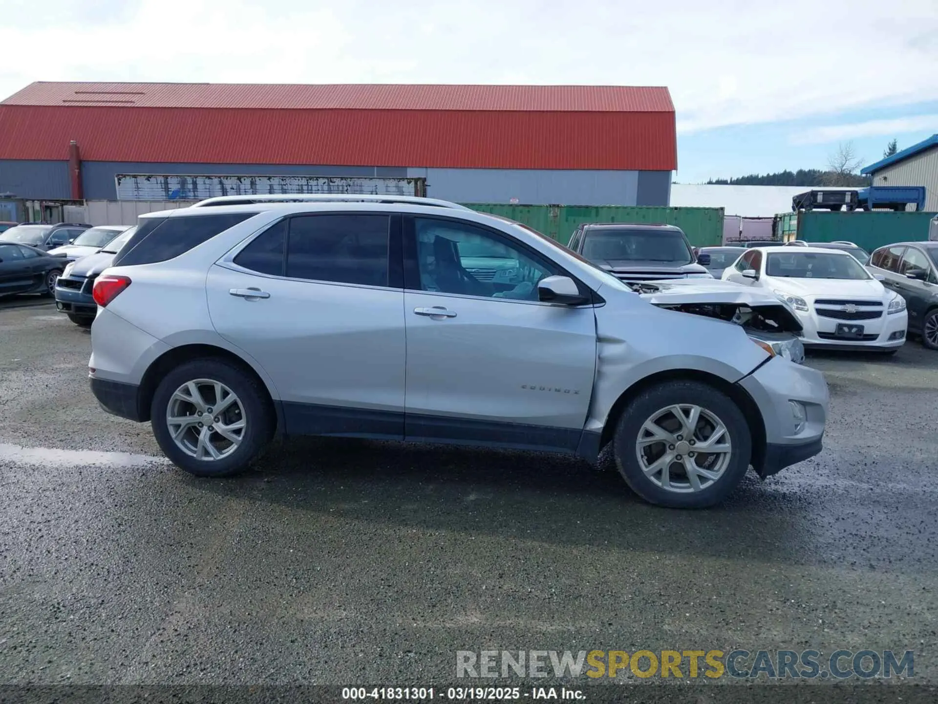 13 Photograph of a damaged car 3GNAXVEX6LS590812 CHEVROLET EQUINOX 2020