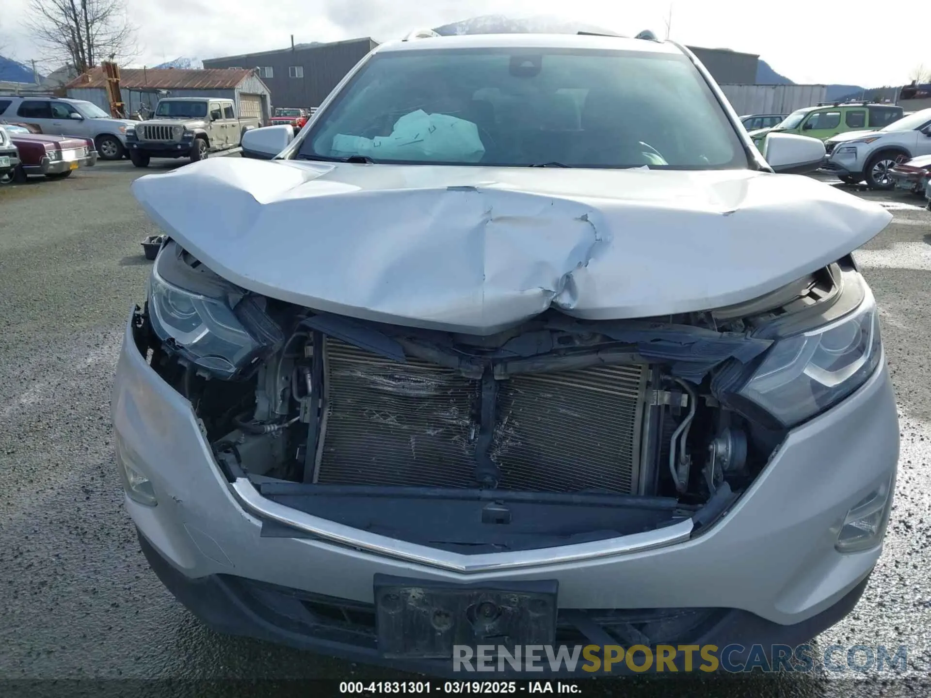 6 Photograph of a damaged car 3GNAXVEX6LS590812 CHEVROLET EQUINOX 2020