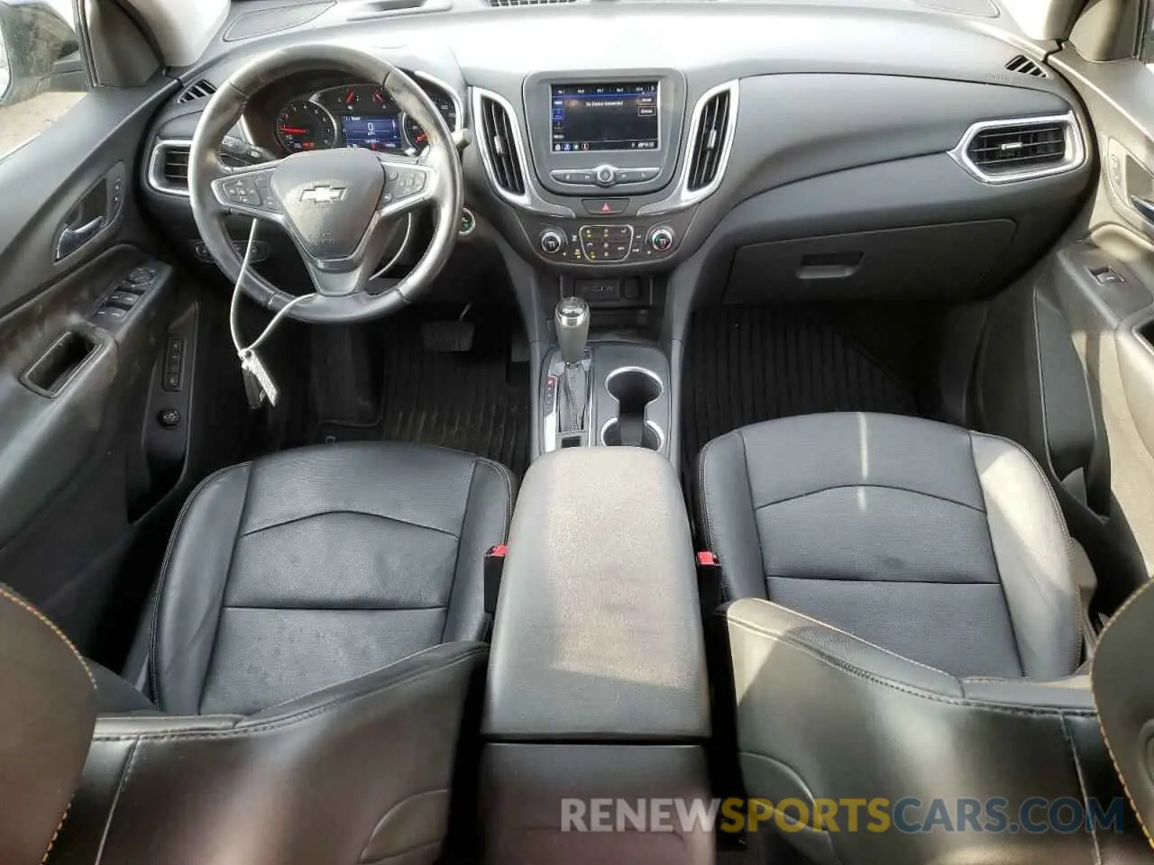 8 Photograph of a damaged car 3GNAXVEX8LL169295 CHEVROLET EQUINOX 2020