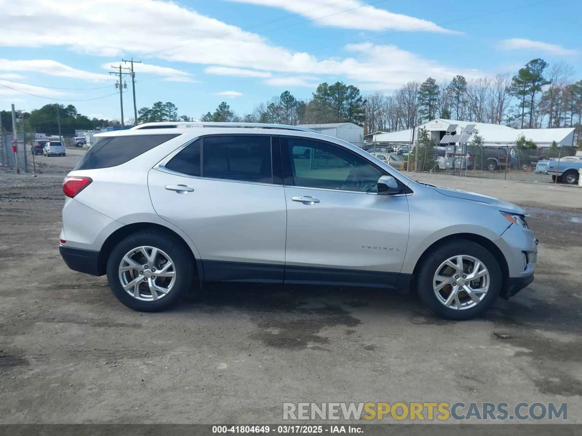 13 Photograph of a damaged car 3GNAXVEX8LS660861 CHEVROLET EQUINOX 2020