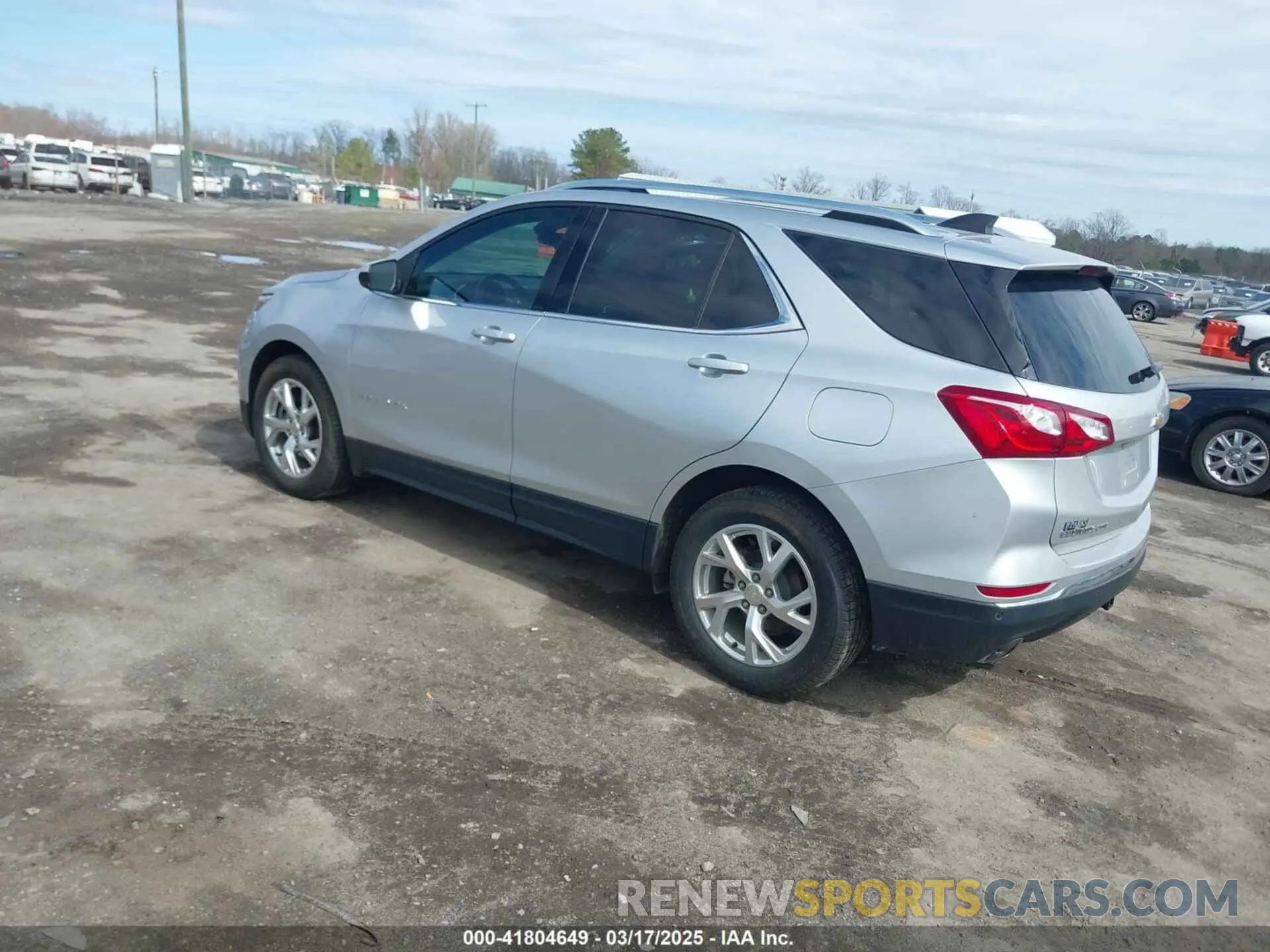 3 Photograph of a damaged car 3GNAXVEX8LS660861 CHEVROLET EQUINOX 2020