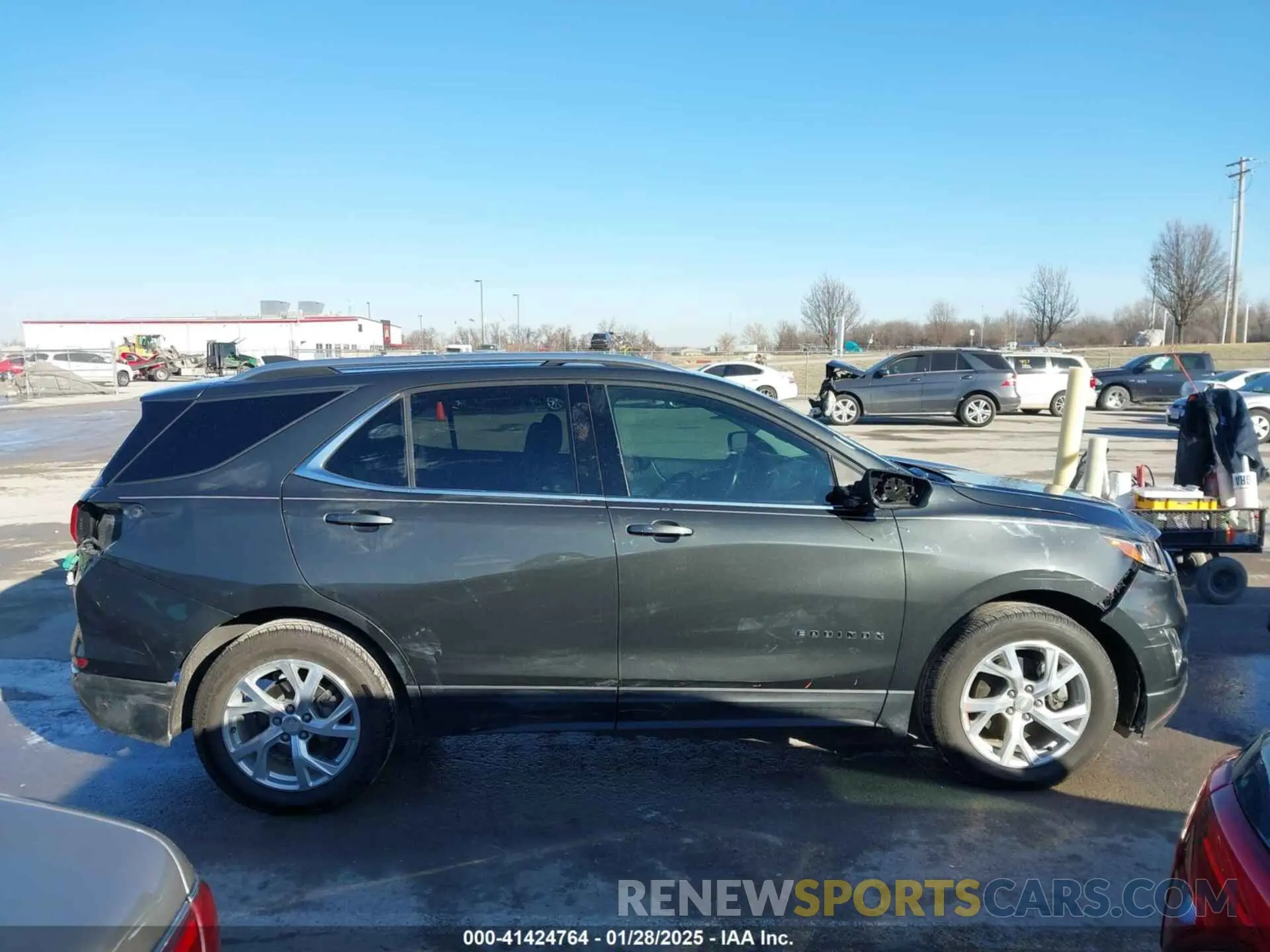 14 Photograph of a damaged car 3GNAXVEXXLS636108 CHEVROLET EQUINOX 2020