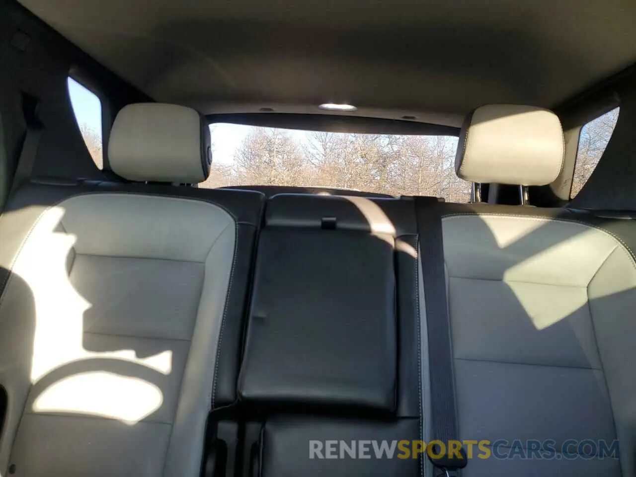 10 Photograph of a damaged car 3GNAXXEV6LS602354 CHEVROLET EQUINOX 2020