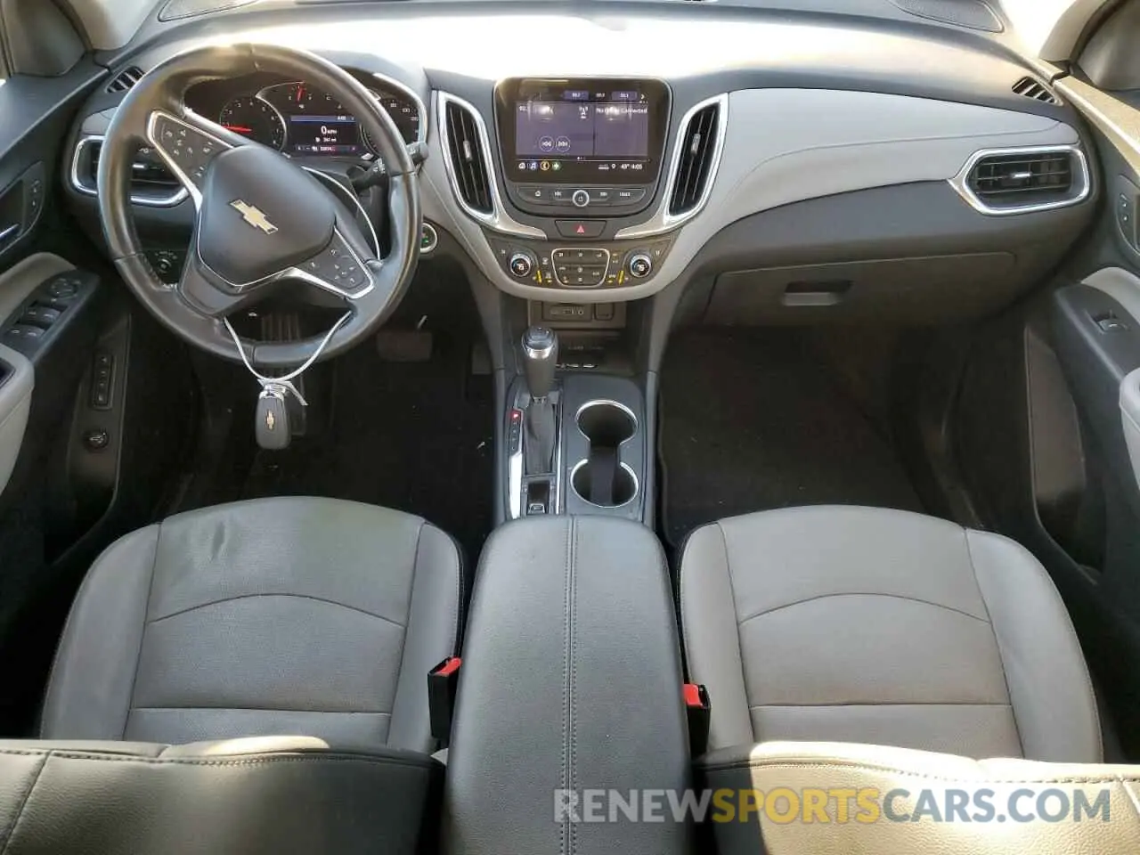 8 Photograph of a damaged car 3GNAXXEV6LS602354 CHEVROLET EQUINOX 2020