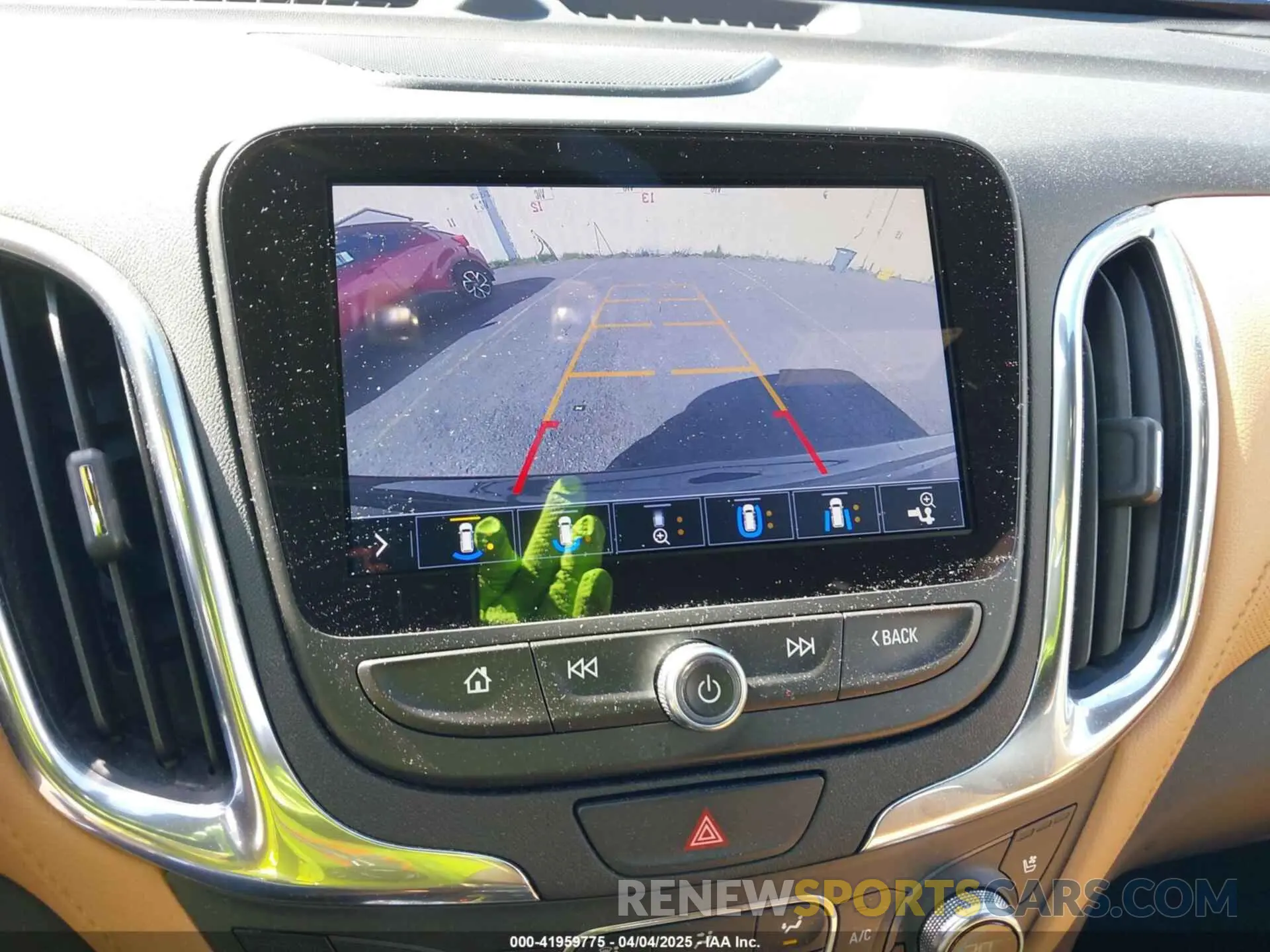 18 Фотография поврежденного автомобиля 3GNAXYEXXLS590703 CHEVROLET EQUINOX 2020