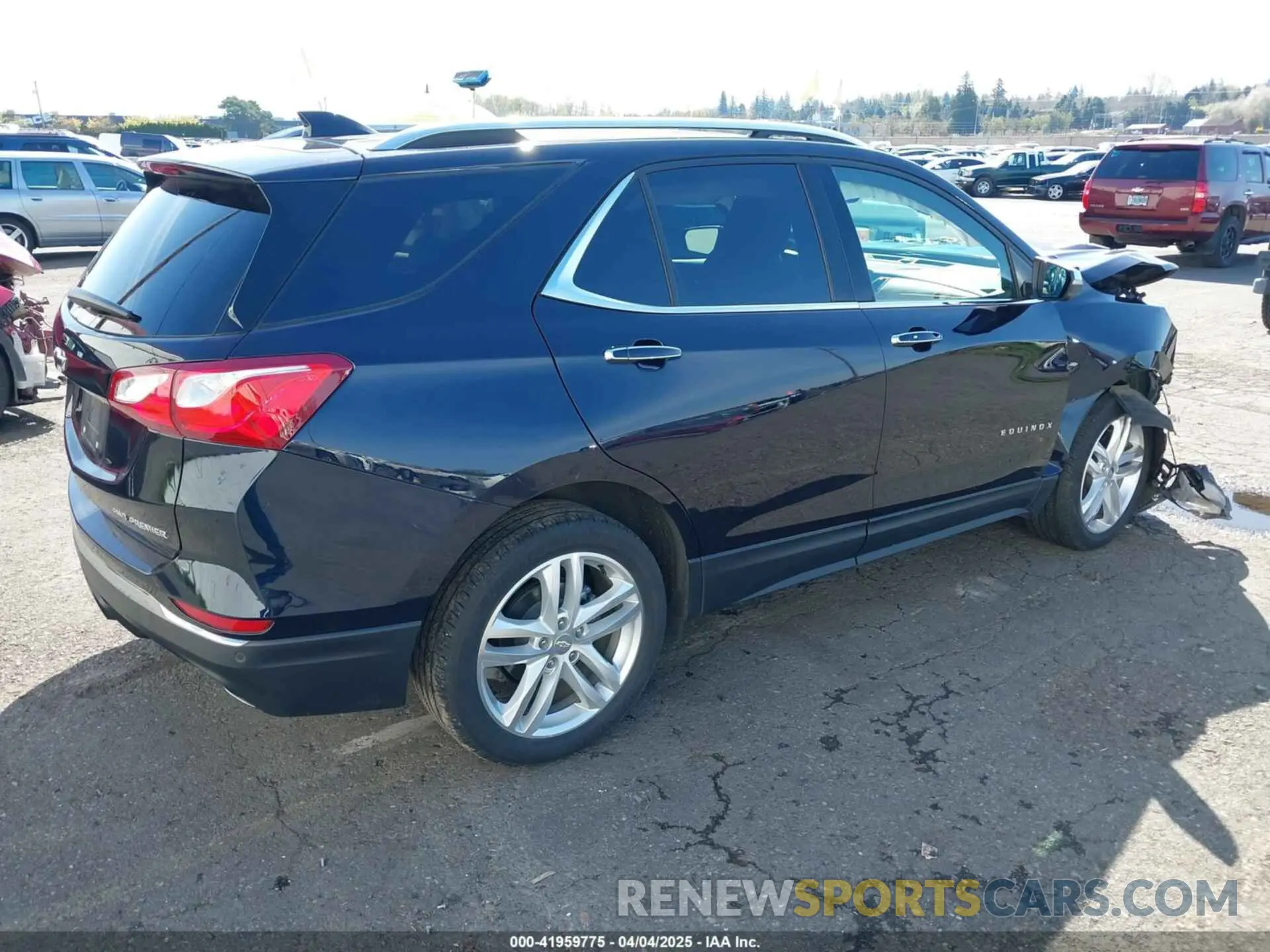 4 Фотография поврежденного автомобиля 3GNAXYEXXLS590703 CHEVROLET EQUINOX 2020