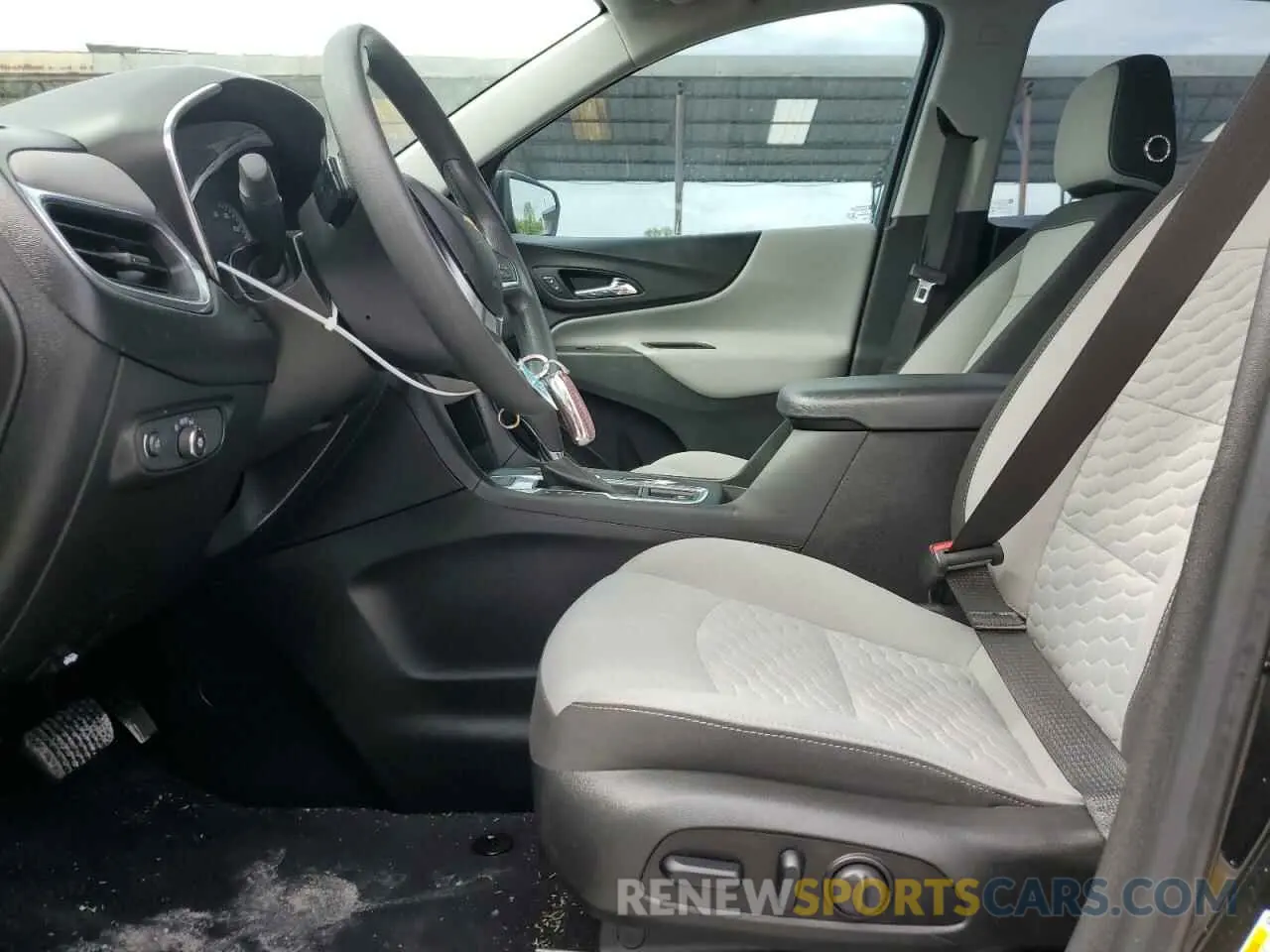 7 Photograph of a damaged car 2GNAX5EV8M6120649 CHEVROLET EQUINOX 2021