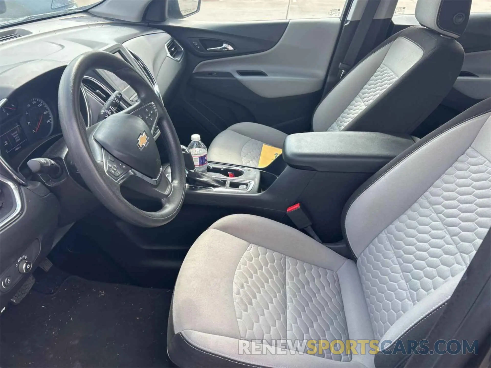 2 Фотография поврежденного автомобиля 2GNAXFEV8M6145413 CHEVROLET EQUINOX 2021