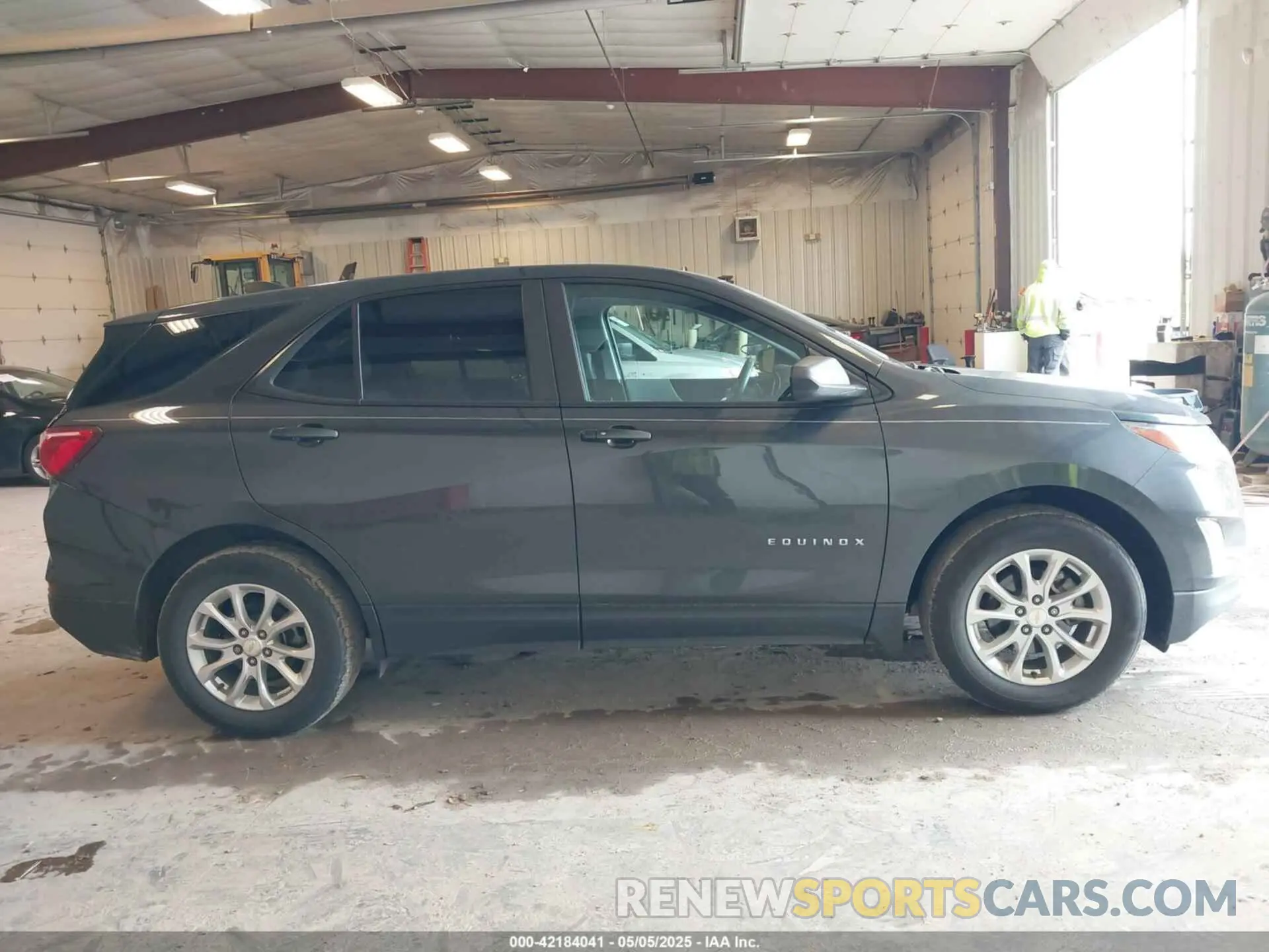 14 Фотография поврежденного автомобиля 2GNAXHEV0M6110957 CHEVROLET EQUINOX 2021