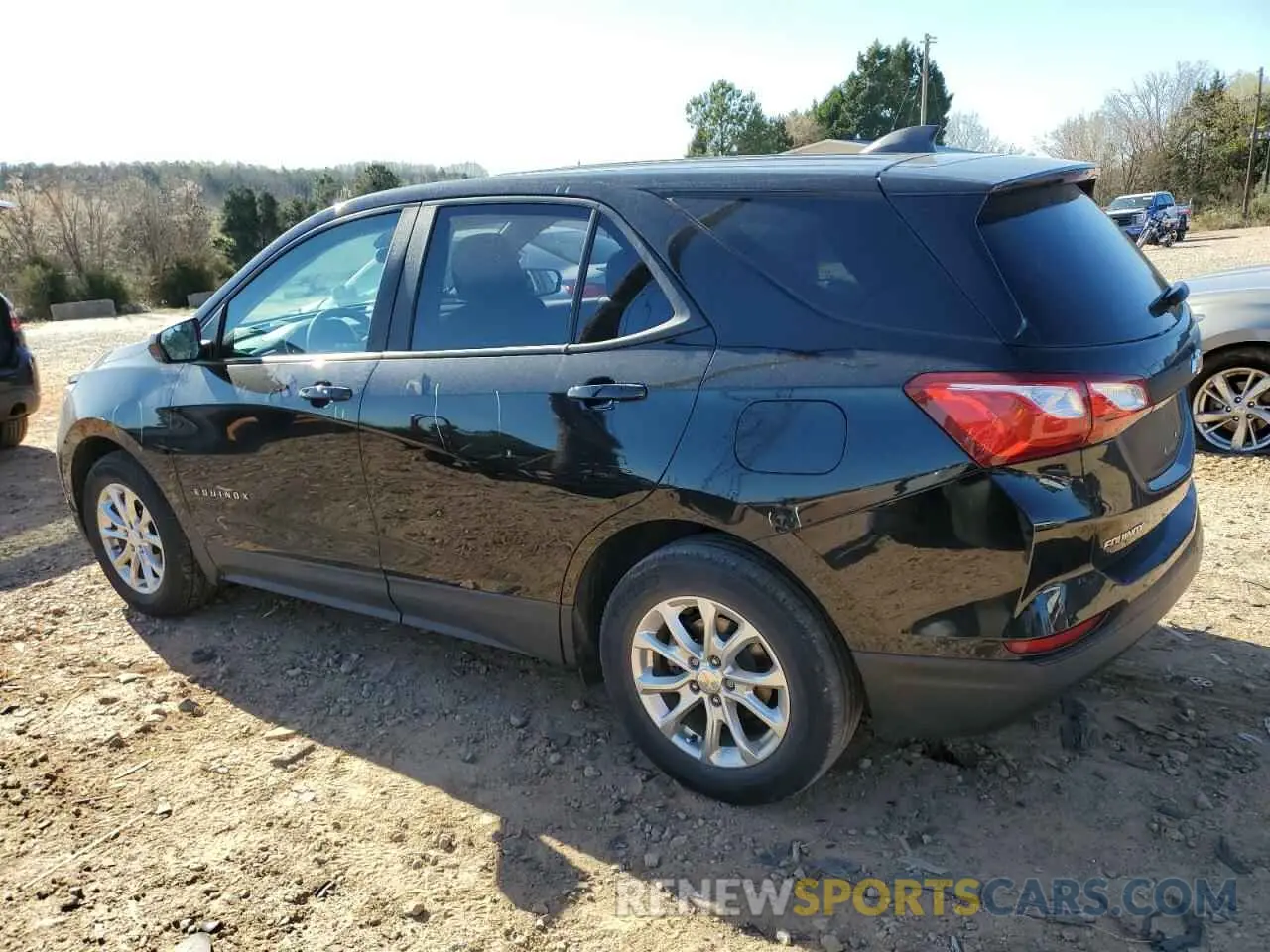 2 Photograph of a damaged car 2GNAXHEV1M6107274 CHEVROLET EQUINOX 2021