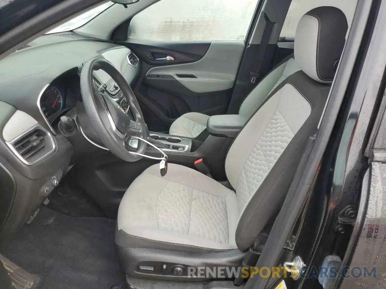 7 Фотография поврежденного автомобиля 2GNAXHEV1M6133728 CHEVROLET EQUINOX 2021