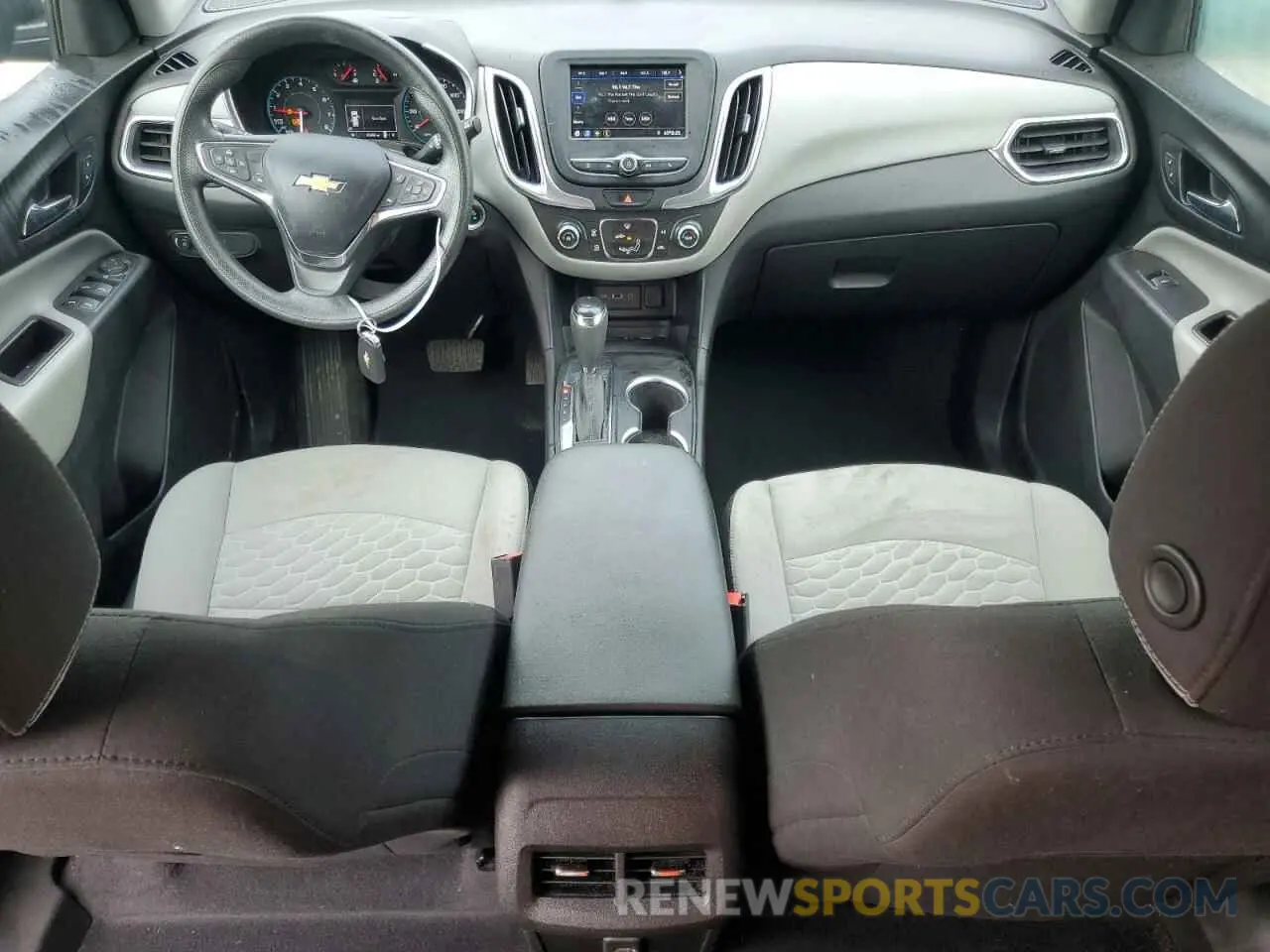 8 Фотография поврежденного автомобиля 2GNAXHEV1M6133728 CHEVROLET EQUINOX 2021