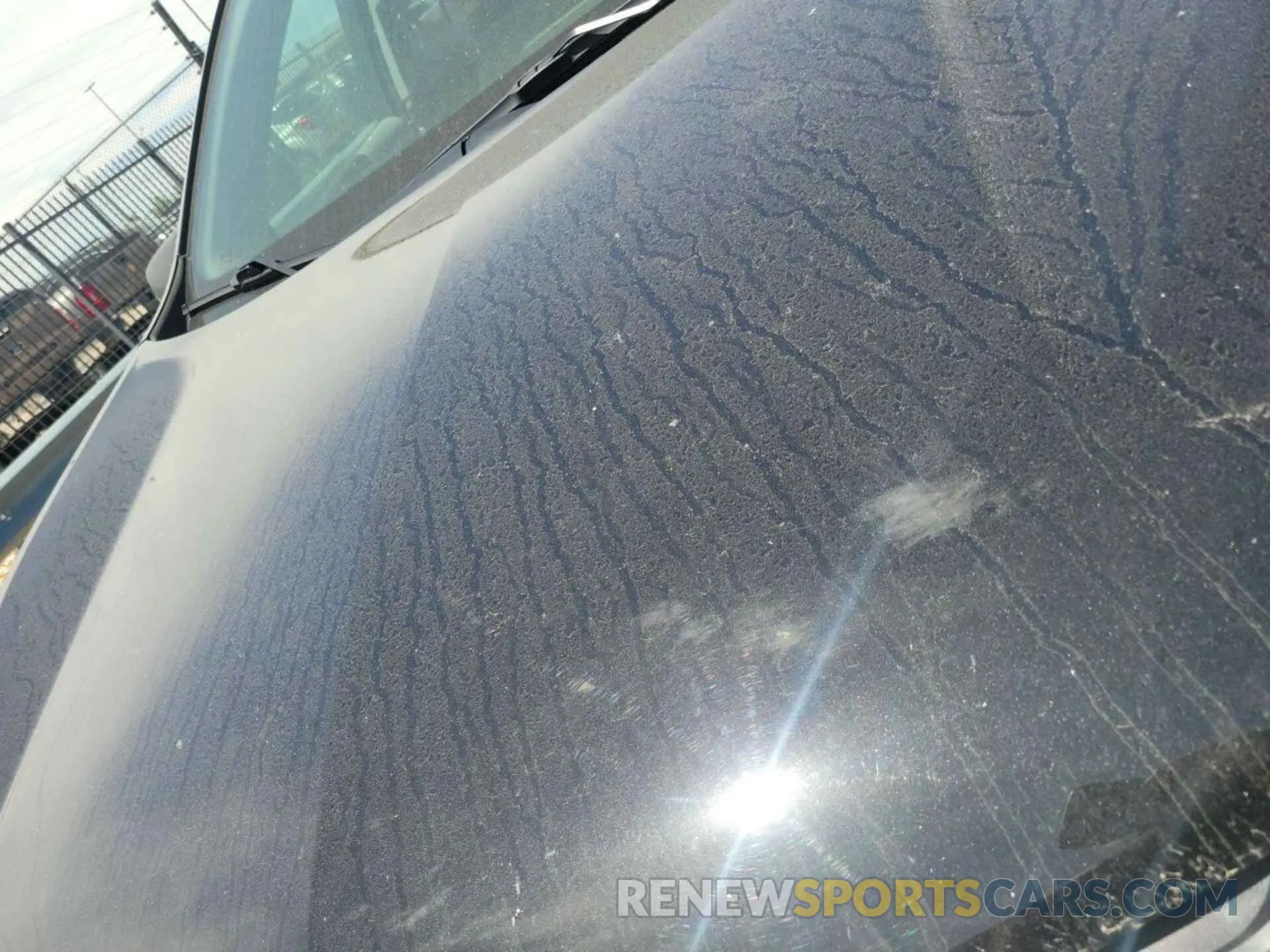 18 Photograph of a damaged car 2GNAXHEV2M6116582 CHEVROLET EQUINOX 2021