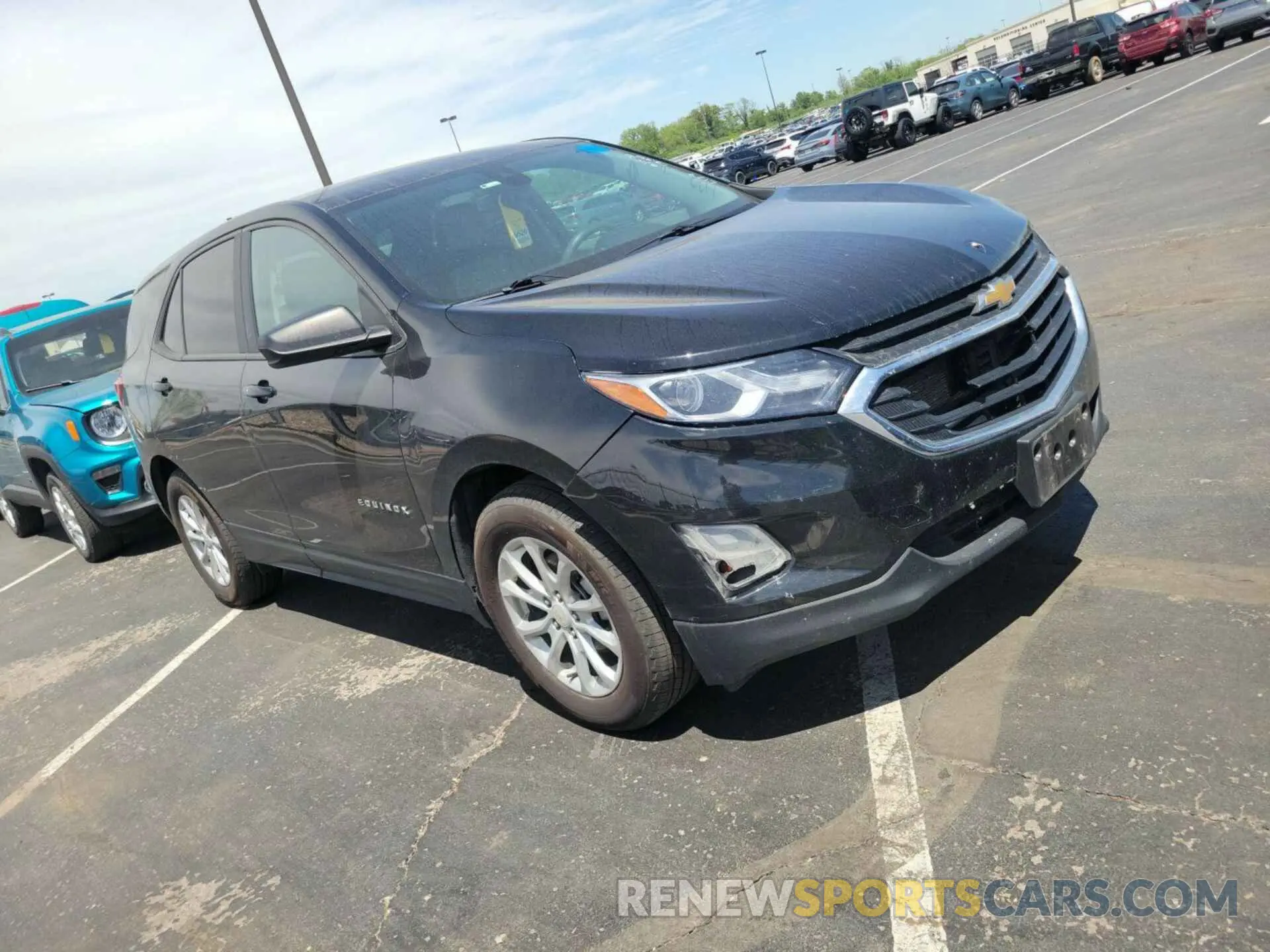 8 Photograph of a damaged car 2GNAXHEV2M6116582 CHEVROLET EQUINOX 2021