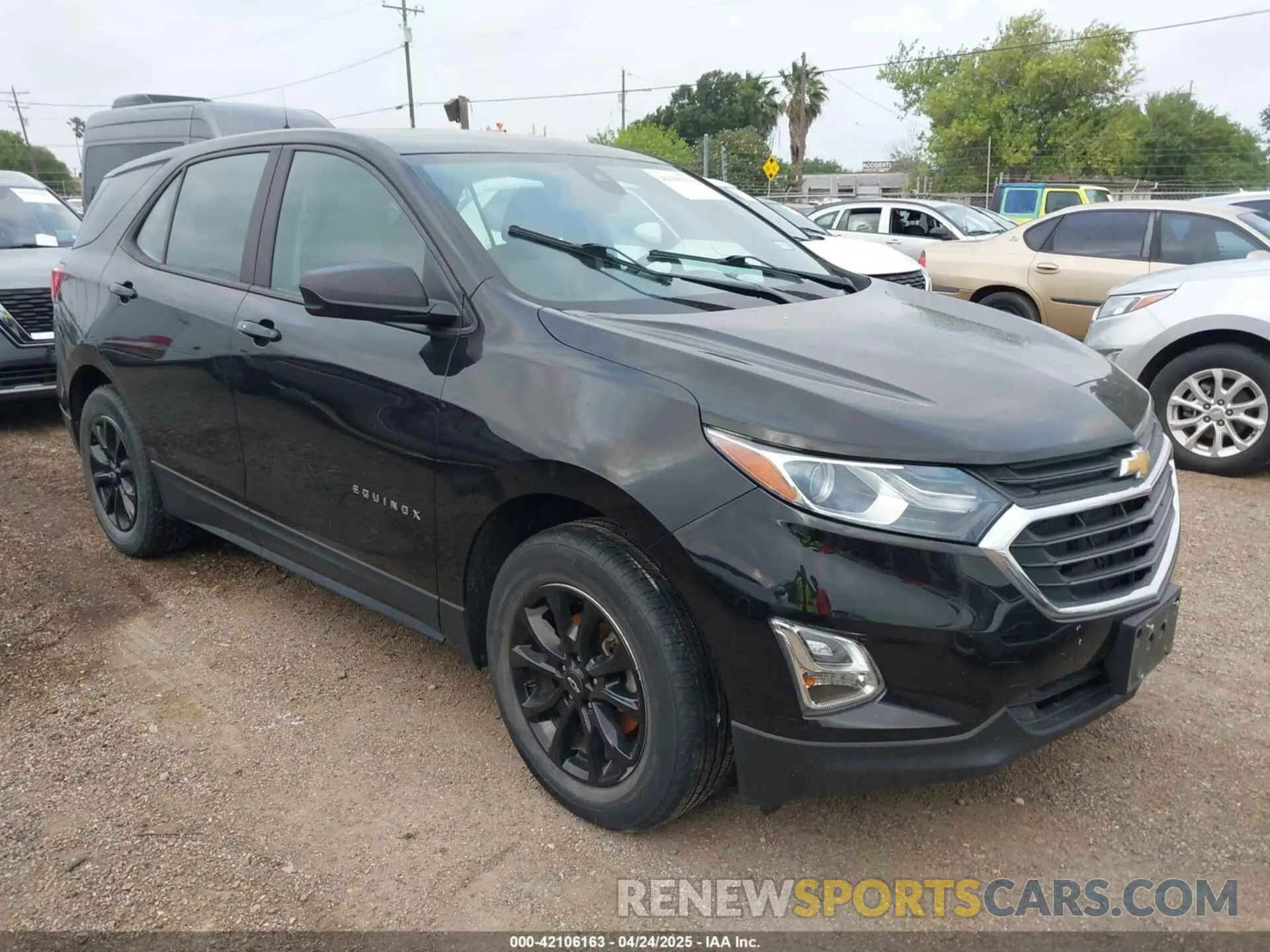 1 Фотография поврежденного автомобиля 2GNAXHEV4M6115286 CHEVROLET EQUINOX 2021