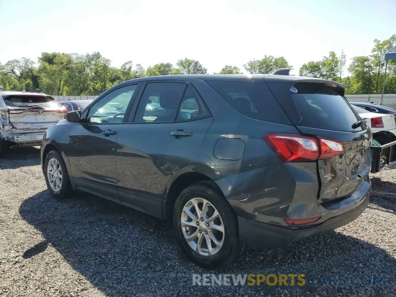 2 Photograph of a damaged car 2GNAXHEV5M6144649 CHEVROLET EQUINOX 2021