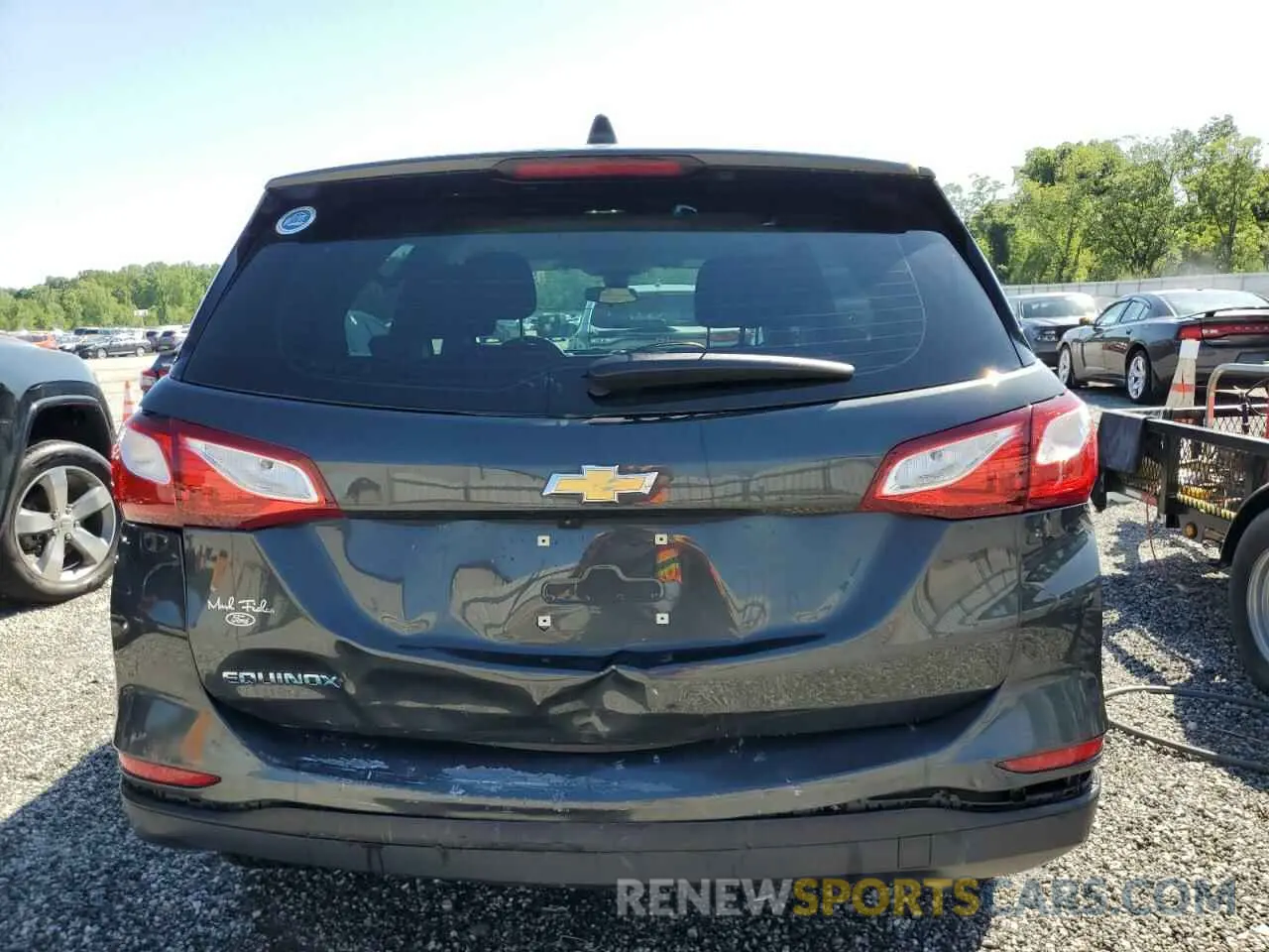 6 Photograph of a damaged car 2GNAXHEV5M6144649 CHEVROLET EQUINOX 2021