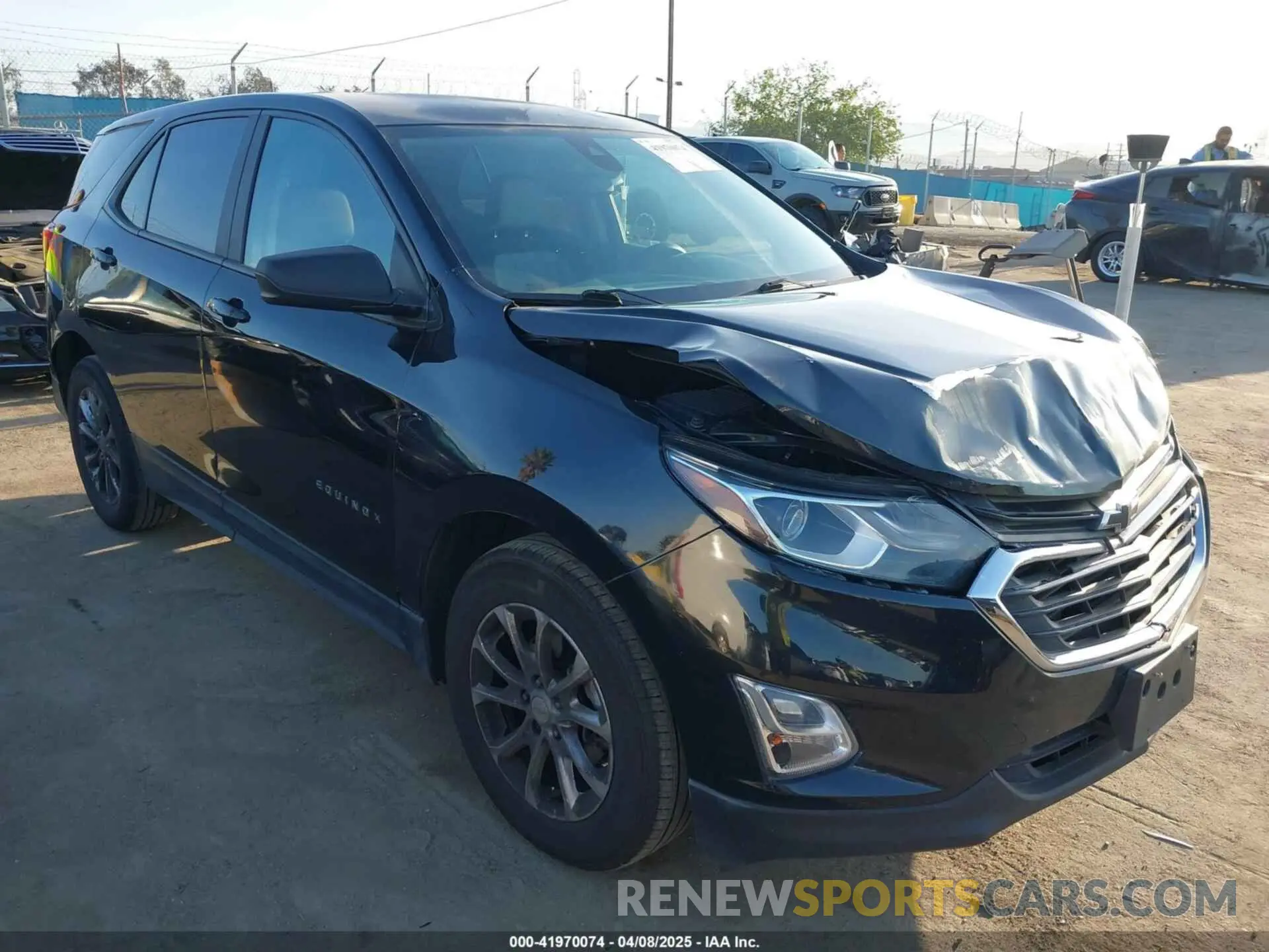 1 Фотография поврежденного автомобиля 2GNAXHEV6M6113023 CHEVROLET EQUINOX 2021
